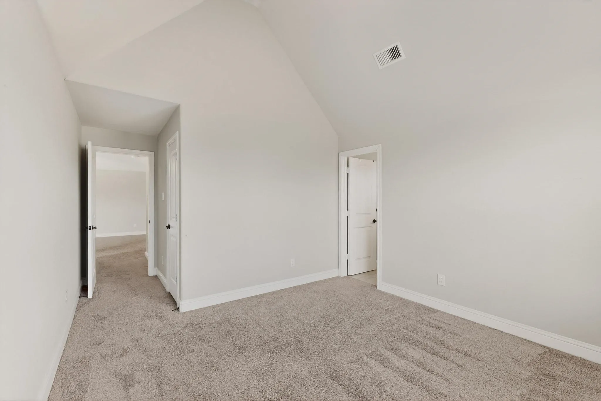 Single Family Residence For Sale in Tarrant County , 1025 Merion Drive, Fort Worth, Texas 76028, 4 Bedroom, 4 Bathroom, 2 Garage spaces, 3,675 Sqft, built in 2018, mls#21141806, Real Estate Agent in Fort Worth, Homes For Sale in Tarrant county, Homes For Sale in Fort Worth, Realtor in Fort Worth Texas, Real Estate Brokerage Independent Realty Texas, Luminita Cordes Realtor