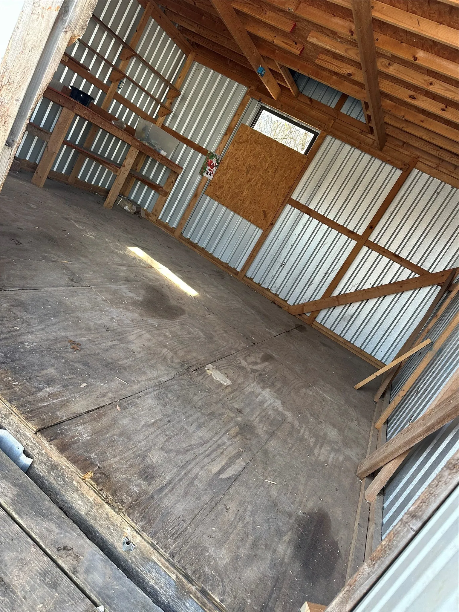 Flooring/interior of workshop