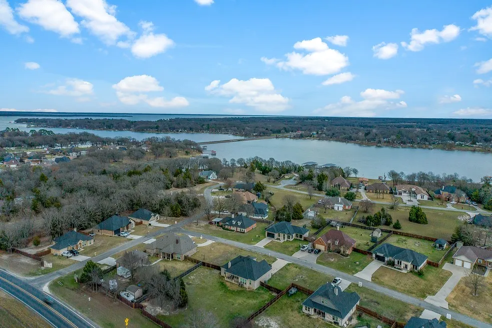 Unimproved Land For Sale in Hunt County , TBD Lot 41 Lago Vista, Quinlan, Texas 75474, 0, 0, Garage spaces, 0 Sqft, built in 0, mls#21163873, Real Estate Agent in Quinlan, Homes For Sale in Hunt county, Homes For Sale in Quinlan, Realtor in Quinlan Texas, Real Estate Brokerage Independent Realty Texas, Luminita Cordes Realtor