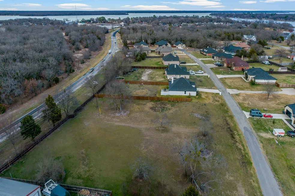 Unimproved Land For Sale in Hunt County , TBD Lot 41 Lago Vista, Quinlan, Texas 75474, 0, 0, Garage spaces, 0 Sqft, built in 0, mls#21163873, Real Estate Agent in Quinlan, Homes For Sale in Hunt county, Homes For Sale in Quinlan, Realtor in Quinlan Texas, Real Estate Brokerage Independent Realty Texas, Luminita Cordes Realtor