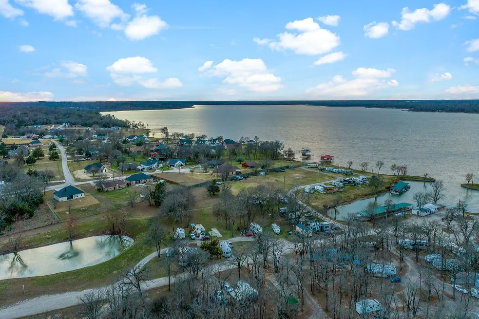 Unimproved Land For Sale in Hunt County , TBD Lot 41 Lago Vista, Quinlan, Texas 75474, 0, 0, Garage spaces, 0 Sqft, built in 0, mls#21163873, Real Estate Agent in Quinlan, Homes For Sale in Hunt county, Homes For Sale in Quinlan, Realtor in Quinlan Texas, Real Estate Brokerage Independent Realty Texas, Luminita Cordes Realtor