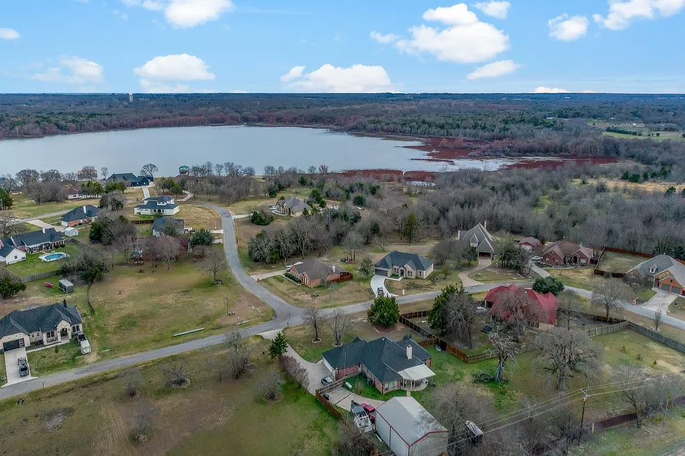 Unimproved Land For Sale in Hunt County , TBD Lot 41 Lago Vista, Quinlan, Texas 75474, 0, 0, Garage spaces, 0 Sqft, built in 0, mls#21163873, Real Estate Agent in Quinlan, Homes For Sale in Hunt county, Homes For Sale in Quinlan, Realtor in Quinlan Texas, Real Estate Brokerage Independent Realty Texas, Luminita Cordes Realtor