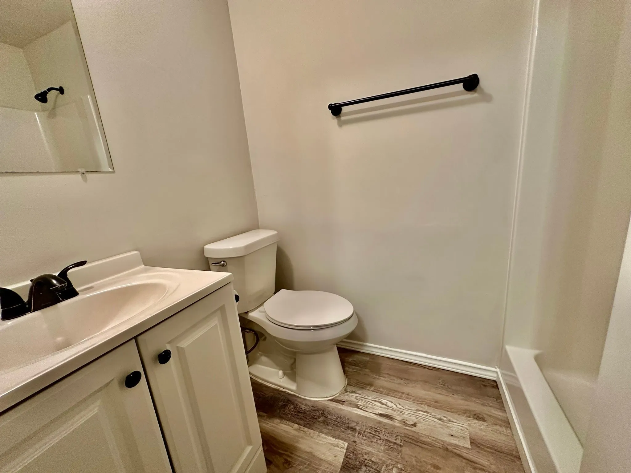 Office For Rent in Grayson County , 1824 S Walnut Street, Sherman, Texas 75090, 0, 0, Garage spaces, 0 Sqft, built in 1925, Preowned, mls#21163894, Real Estate Agent in Sherman, Homes For Rent in Grayson county, Homes For Rent in Sherman, Realtor in Sherman Texas, Real Estate Brokerage Independent Realty Texas, Luminita Cordes Realtor