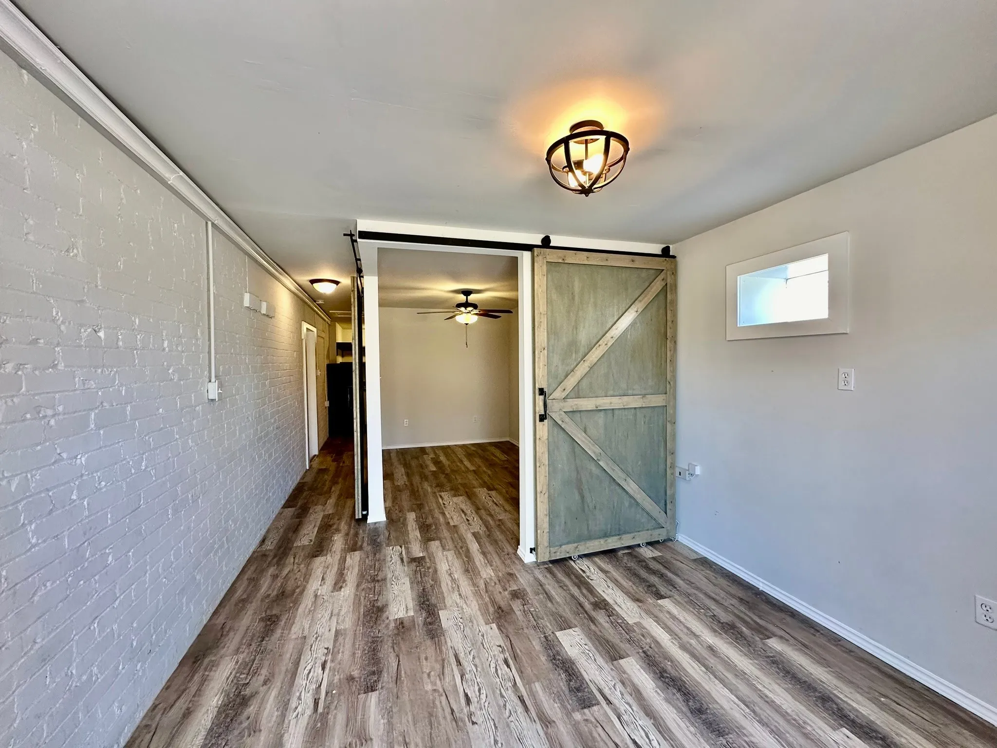 Office For Rent in Grayson County , 1824 S Walnut Street, Sherman, Texas 75090, 0, 0, Garage spaces, 0 Sqft, built in 1925, Preowned, mls#21163894, Real Estate Agent in Sherman, Homes For Rent in Grayson county, Homes For Rent in Sherman, Realtor in Sherman Texas, Real Estate Brokerage Independent Realty Texas, Luminita Cordes Realtor