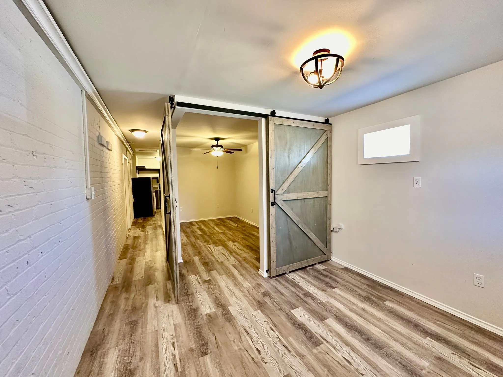 Office For Rent in Grayson County , 1824 S Walnut Street, Sherman, Texas 75090, 0, 0, Garage spaces, 0 Sqft, built in 1925, Preowned, mls#21163894, Real Estate Agent in Sherman, Homes For Rent in Grayson county, Homes For Rent in Sherman, Realtor in Sherman Texas, Real Estate Brokerage Independent Realty Texas, Luminita Cordes Realtor