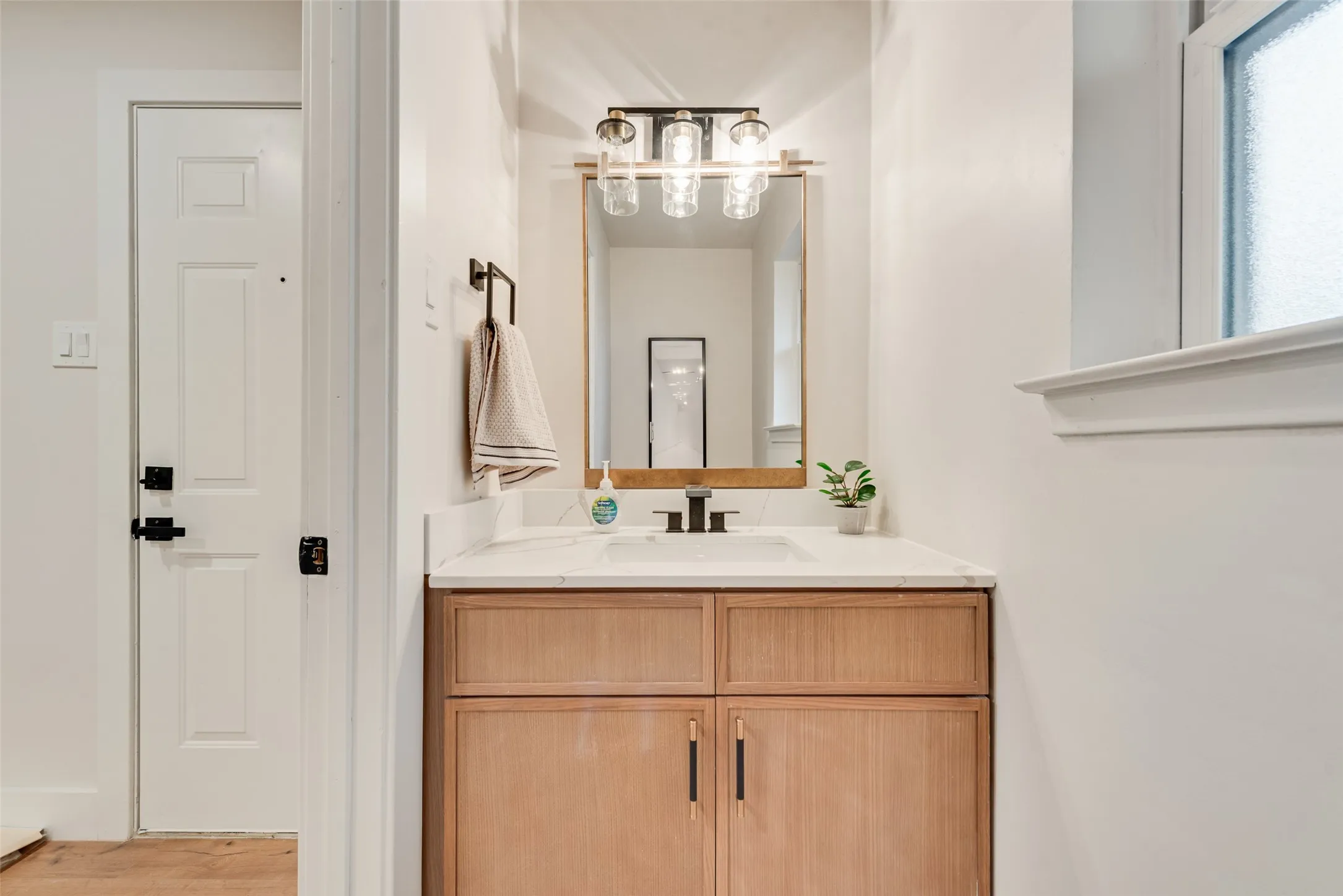 Powder bath