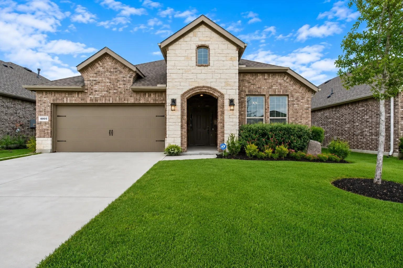 Single Family Residence For Sale in Denton County , 3018 Moccasin Lane, Aubrey, Texas 76227, 3 Bedrooms, 2 Bathrooms, 2 Garage spaces, 1,633 Sqft, built in 2023, Preowned, Price $342,000, mls#21163156, Real Estate Agent in Aubrey, Homes For Sale in Denton county, Homes For Sale in Aubrey, Realtor in Aubrey Texas, Real Estate Brokerage Independent Realty Texas, Luminita Cordes Realtor