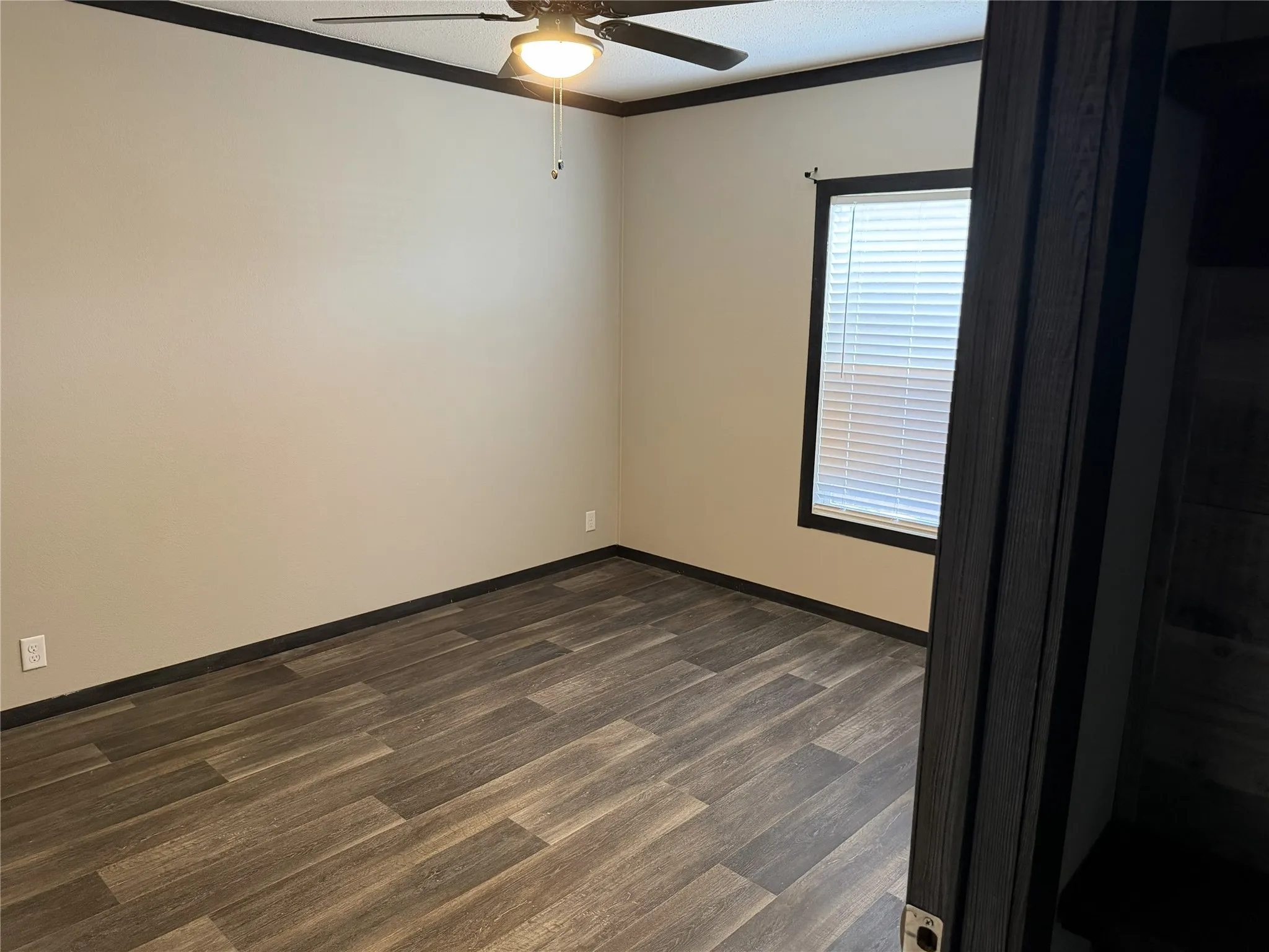 Mobile Home For Sale in Henderson County , 20733 JOE PAUL, Chandler, Texas 75758, 4 Bedroom, 2 Bathroom, Garage spaces, 2,040 Sqft, built in 2022, mls#21161827, Real Estate Agent in Chandler, Homes For Sale in Henderson county, Homes For Sale in Chandler, Realtor in Chandler Texas, Real Estate Brokerage Independent Realty Texas, Luminita Cordes Realtor