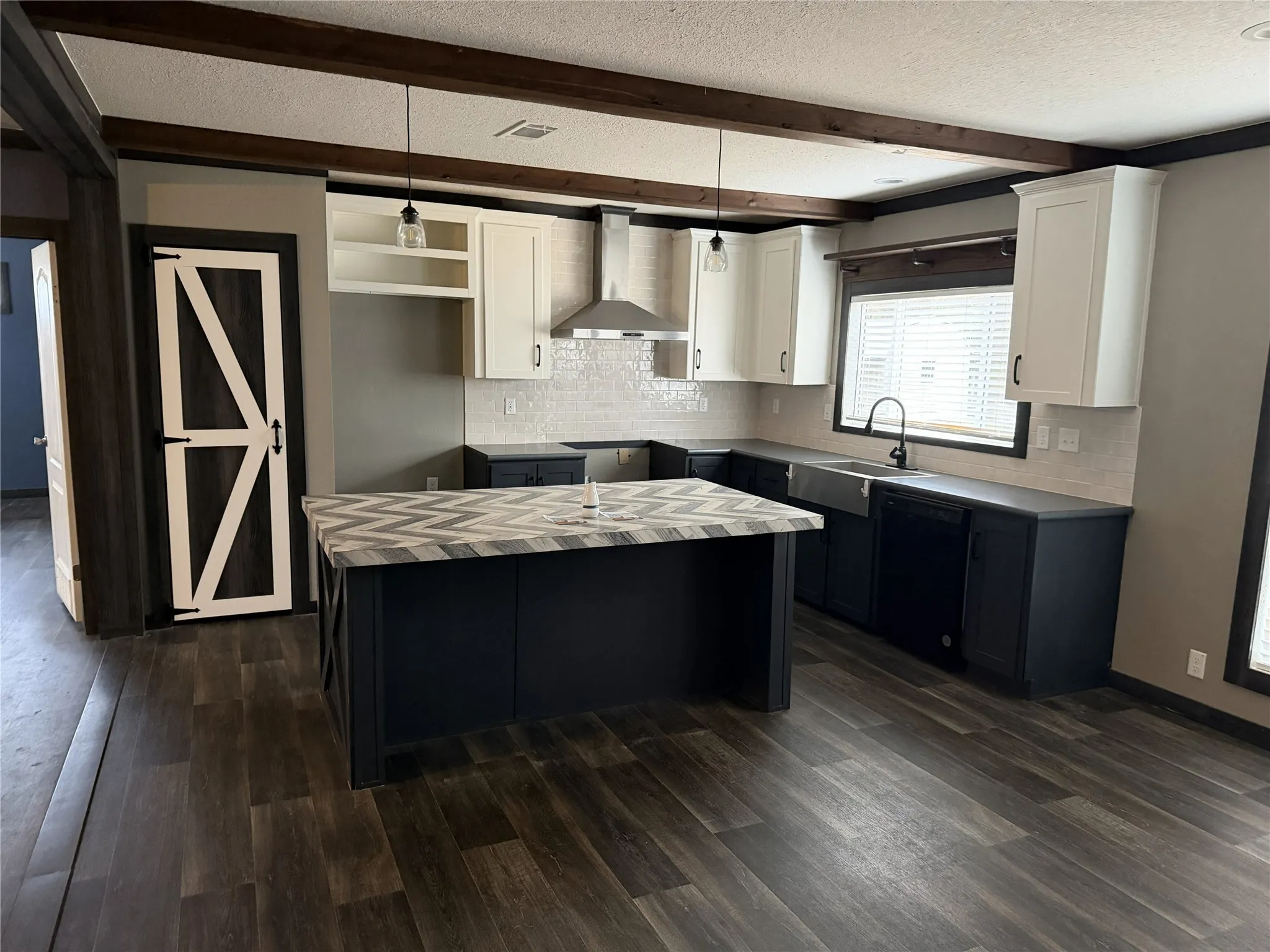 Mobile Home For Sale in Henderson County , 20733 JOE PAUL, Chandler, Texas 75758, 4 Bedroom, 2 Bathroom, Garage spaces, 2,040 Sqft, built in 2022, mls#21161827, Real Estate Agent in Chandler, Homes For Sale in Henderson county, Homes For Sale in Chandler, Realtor in Chandler Texas, Real Estate Brokerage Independent Realty Texas, Luminita Cordes Realtor