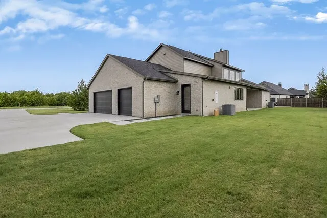Single Family Residence For Sale in Ellis County , 3020 Stonebriar Drive, Waxahachie, Texas 75165, 4 Bedroom, 4 Bathroom, 3 Garage spaces, 3,476 Sqft, built in 2026, New Construction - Incomplete, mls#21164080, Real Estate Agent in Waxahachie, Homes For Sale in Ellis county, Homes For Sale in Waxahachie, Realtor in Waxahachie Texas, Real Estate Brokerage Independent Realty Texas, Luminita Cordes Realtor