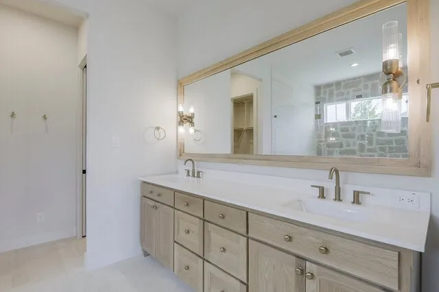 Single Family Residence For Sale in Ellis County , 3020 Stonebriar Drive, Waxahachie, Texas 75165, 4 Bedroom, 4 Bathroom, 3 Garage spaces, 3,476 Sqft, built in 2026, New Construction - Incomplete, mls#21164080, Real Estate Agent in Waxahachie, Homes For Sale in Ellis county, Homes For Sale in Waxahachie, Realtor in Waxahachie Texas, Real Estate Brokerage Independent Realty Texas, Luminita Cordes Realtor