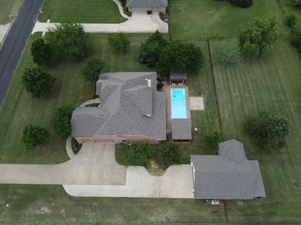 Single Family Residence For Sale in Collin County , 2890 Forest Drive, Celina, Texas 75009, 5 Bedroom, 5 Bathroom, 5 Garage spaces, 3,861 Sqft, built in 2005, mls#21163425, Real Estate Agent in Celina, Homes For Sale in Collin county, Homes For Sale in Celina, Realtor in Celina Texas, Real Estate Brokerage Independent Realty Texas, Luminita Cordes Realtor