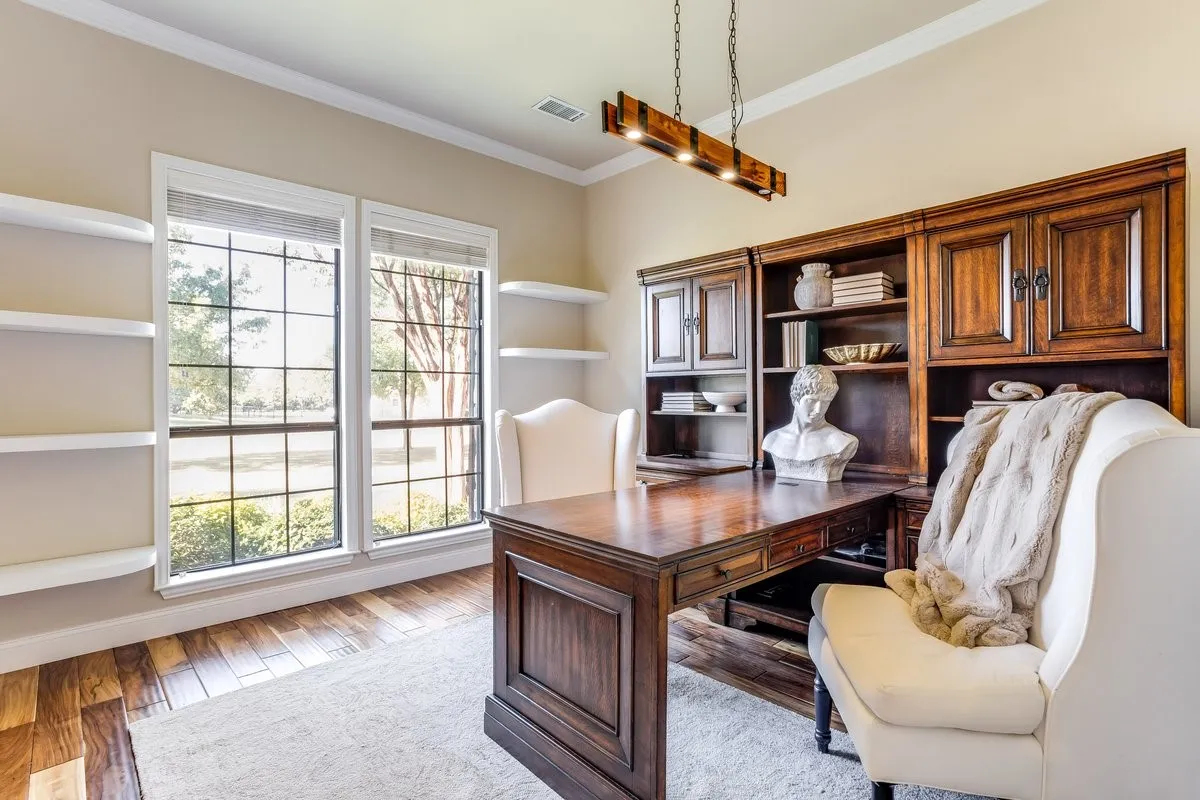 Single Family Residence For Sale in Collin County , 2890 Forest Drive, Celina, Texas 75009, 5 Bedroom, 5 Bathroom, 5 Garage spaces, 3,861 Sqft, built in 2005, mls#21163425, Real Estate Agent in Celina, Homes For Sale in Collin county, Homes For Sale in Celina, Realtor in Celina Texas, Real Estate Brokerage Independent Realty Texas, Luminita Cordes Realtor