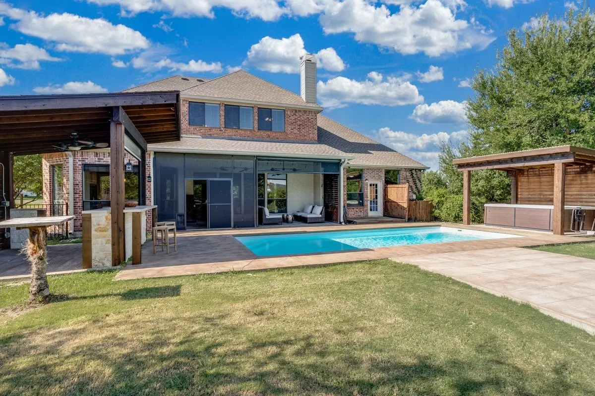 Single Family Residence For Sale in Collin County , 2890 Forest Drive, Celina, Texas 75009, 5 Bedroom, 5 Bathroom, 5 Garage spaces, 3,861 Sqft, built in 2005, mls#21163425, Real Estate Agent in Celina, Homes For Sale in Collin county, Homes For Sale in Celina, Realtor in Celina Texas, Real Estate Brokerage Independent Realty Texas, Luminita Cordes Realtor
