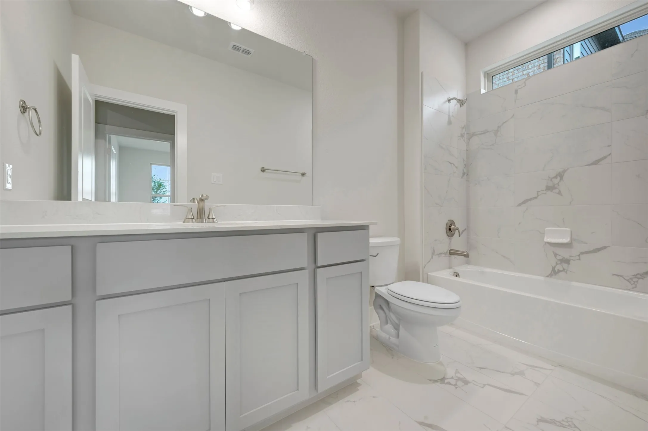 Single Family Residence For Sale in Denton County , 1116 Hitching Post Way, Oak Point, Texas 75068, 4 Bedroom, 4 Bathroom, 2 Garage spaces, 3,176 Sqft, built in 2026, New Construction - Complete, mls#21164254, Real Estate Agent in Oak Point, Homes For Sale in Denton county, Homes For Sale in Oak Point, Realtor in Oak Point Texas, Real Estate Brokerage Independent Realty Texas, Luminita Cordes Realtor