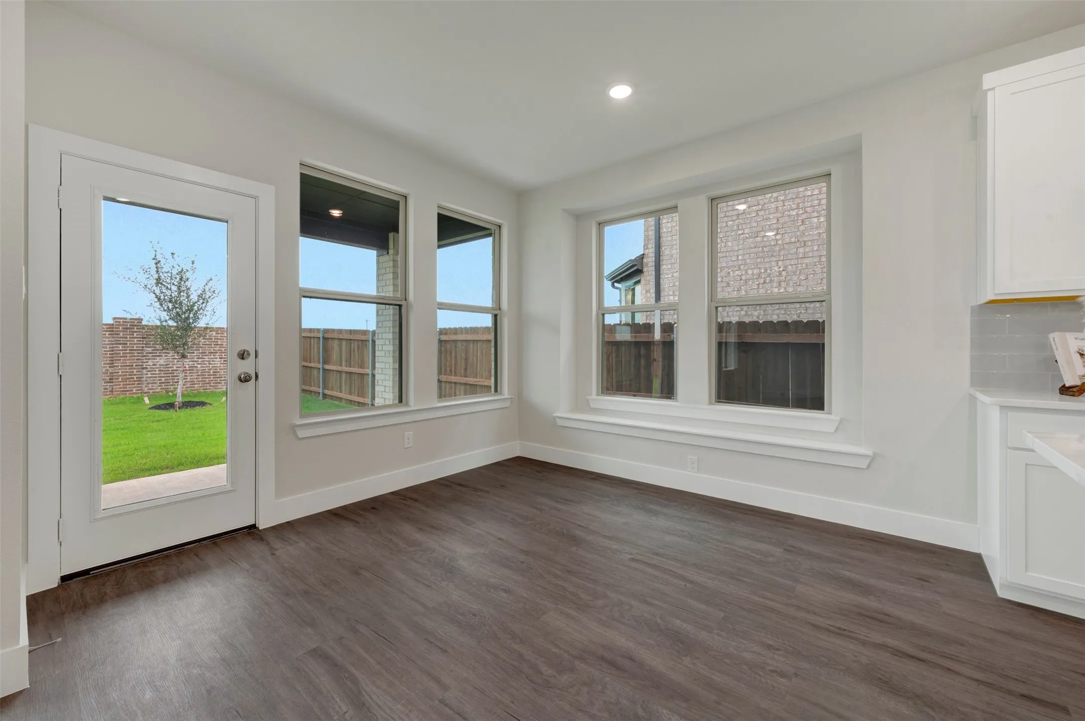 Single Family Residence For Sale in Denton County , 1116 Hitching Post Way, Oak Point, Texas 75068, 4 Bedroom, 4 Bathroom, 2 Garage spaces, 3,176 Sqft, built in 2026, New Construction - Complete, mls#21164254, Real Estate Agent in Oak Point, Homes For Sale in Denton county, Homes For Sale in Oak Point, Realtor in Oak Point Texas, Real Estate Brokerage Independent Realty Texas, Luminita Cordes Realtor