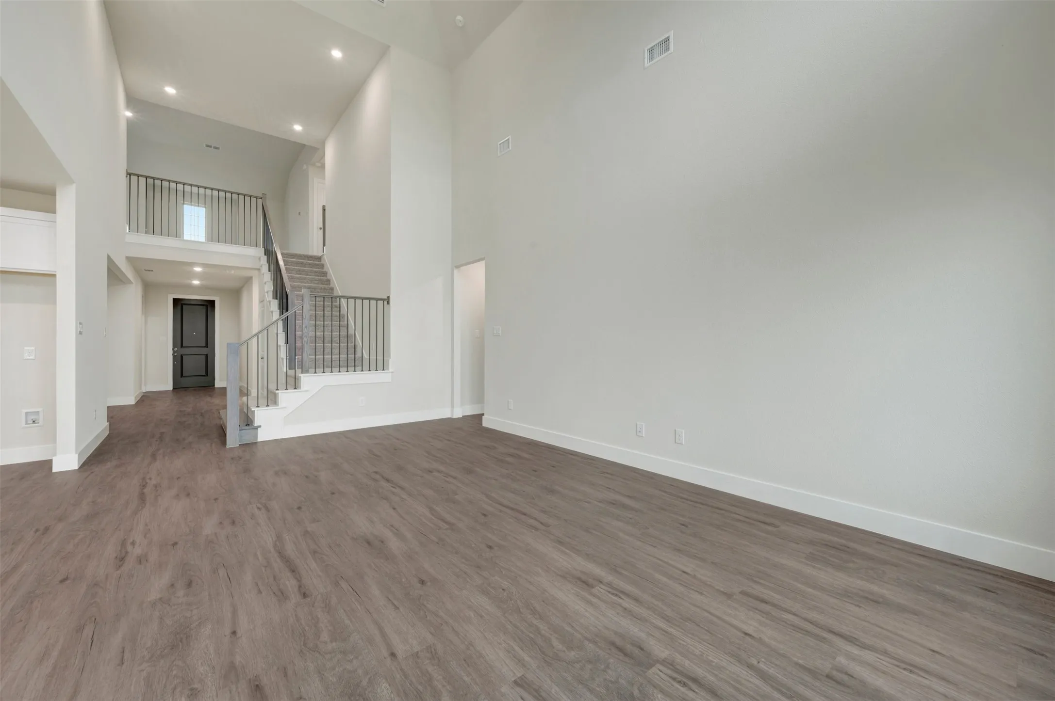 Single Family Residence For Sale in Denton County , 1116 Hitching Post Way, Oak Point, Texas 75068, 4 Bedroom, 4 Bathroom, 2 Garage spaces, 3,176 Sqft, built in 2026, New Construction - Complete, mls#21164254, Real Estate Agent in Oak Point, Homes For Sale in Denton county, Homes For Sale in Oak Point, Realtor in Oak Point Texas, Real Estate Brokerage Independent Realty Texas, Luminita Cordes Realtor