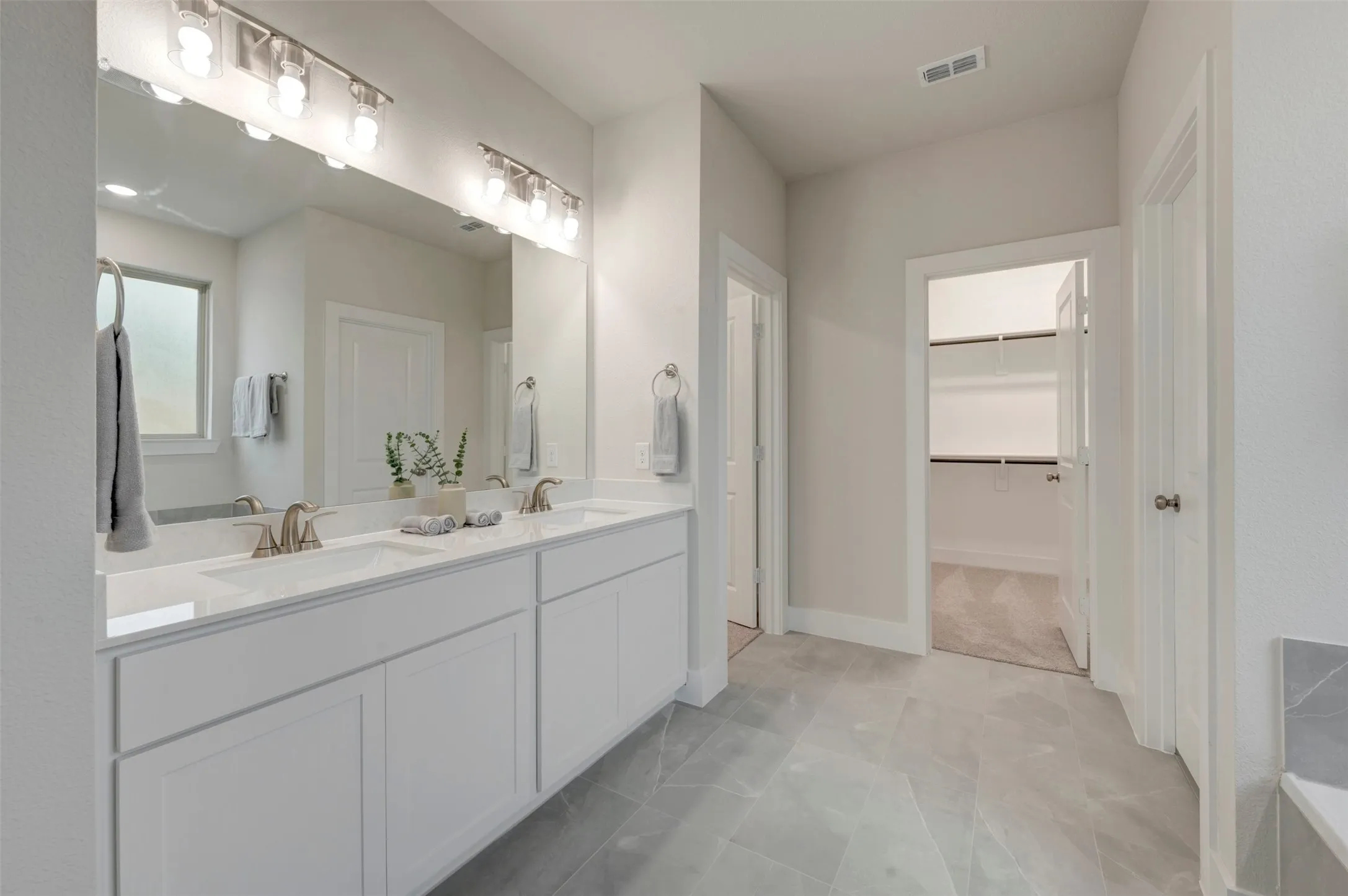 Single Family Residence For Sale in Denton County , 1116 Hitching Post Way, Oak Point, Texas 75068, 4 Bedroom, 4 Bathroom, 2 Garage spaces, 3,176 Sqft, built in 2026, New Construction - Complete, mls#21164254, Real Estate Agent in Oak Point, Homes For Sale in Denton county, Homes For Sale in Oak Point, Realtor in Oak Point Texas, Real Estate Brokerage Independent Realty Texas, Luminita Cordes Realtor