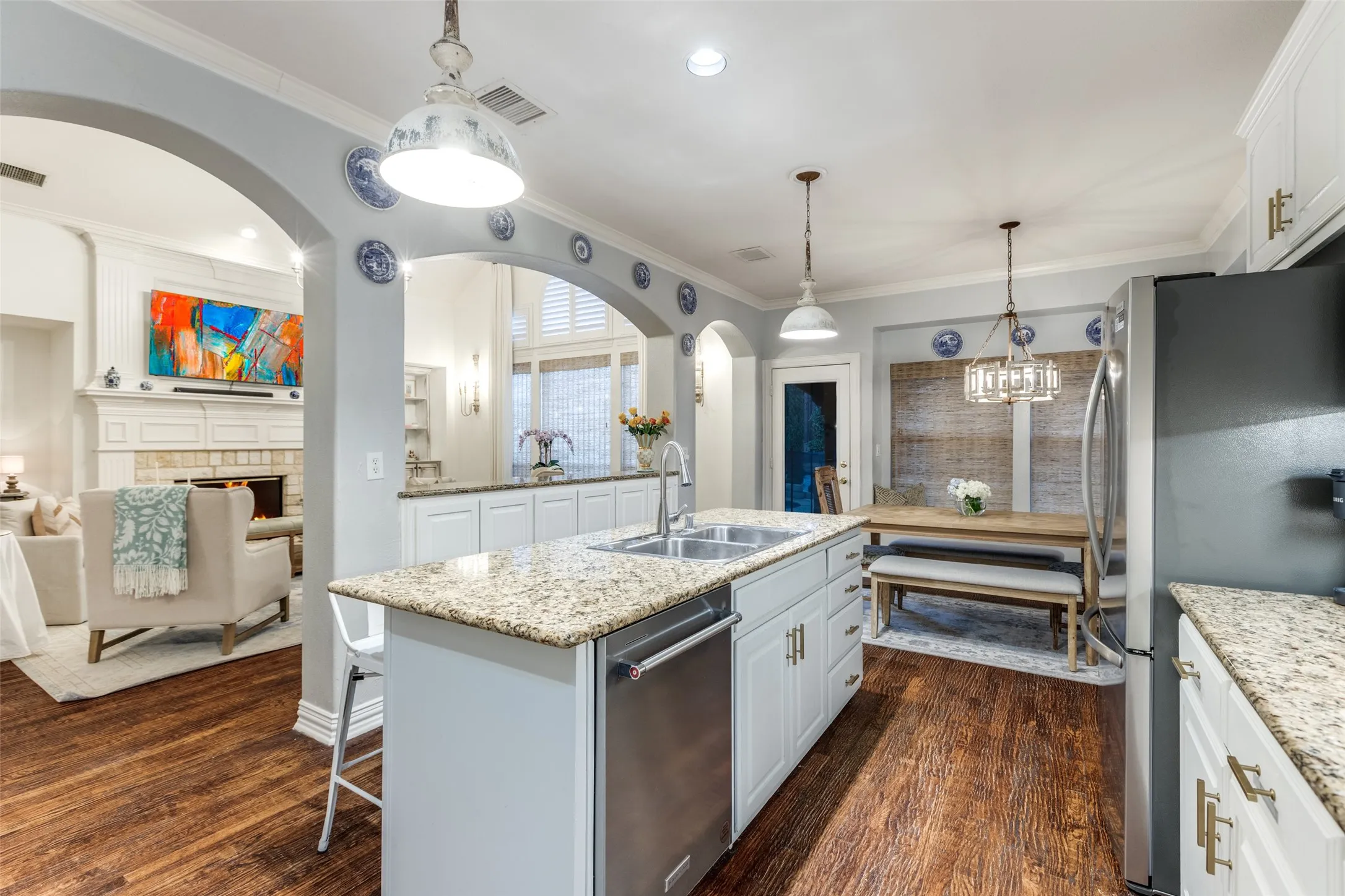 Single Family Residence For Sale in Denton County , 4511 Glen Heather Drive, Frisco, Texas 75034, 4 Bedroom, 3 Bathroom, 2 Garage spaces, 3,505 Sqft, built in 2000, Preowned, mls#21163980, Real Estate Agent in Frisco, Homes For Sale in Denton county, Homes For Sale in Frisco, Realtor in Frisco Texas, Real Estate Brokerage Independent Realty Texas, Luminita Cordes Realtor
