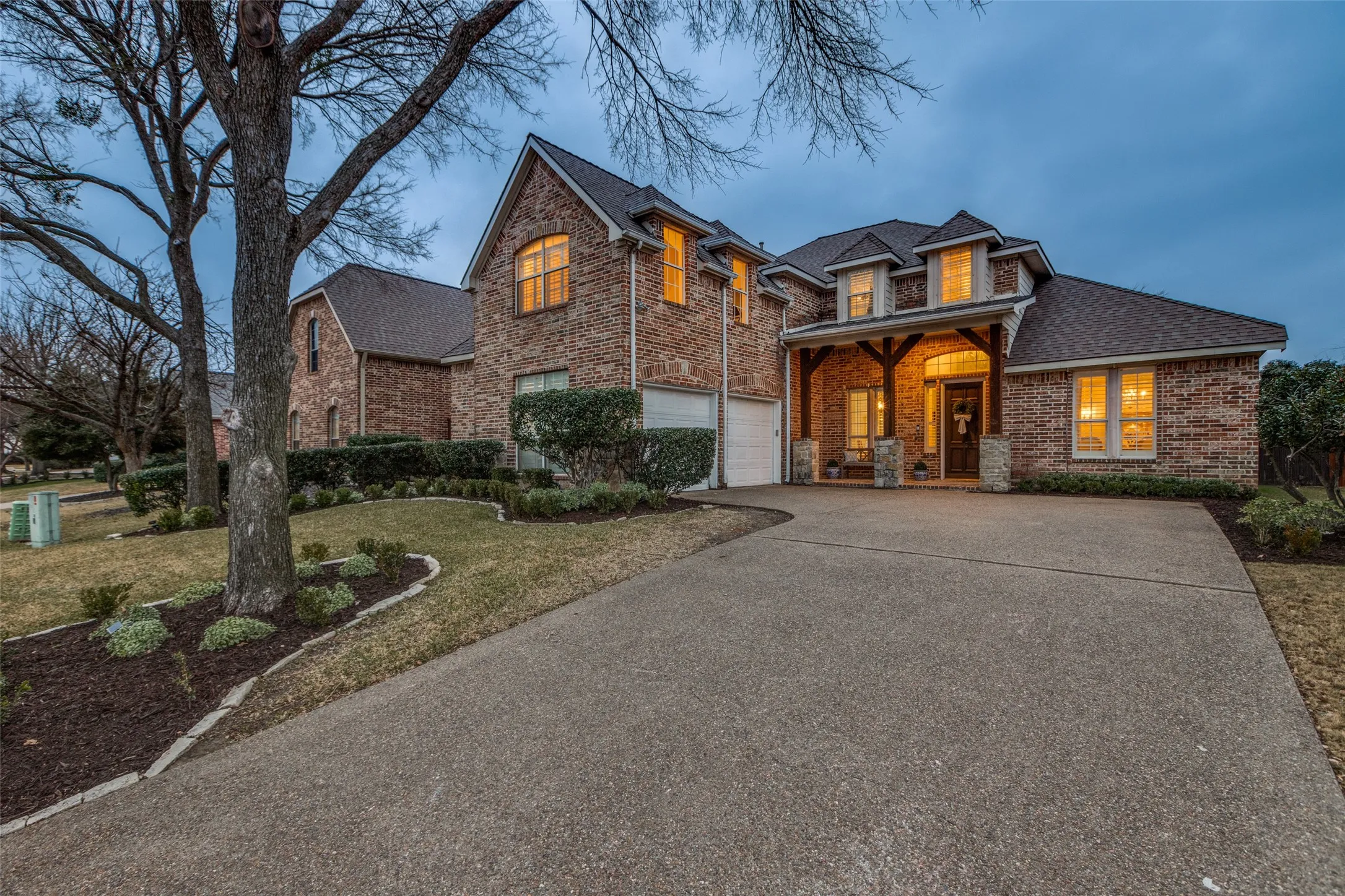 Single Family Residence For Sale in Denton County , 4511 Glen Heather Drive, Frisco, Texas 75034, 4 Bedroom, 3 Bathroom, 2 Garage spaces, 3,505 Sqft, built in 2000, Preowned, mls#21163980, Real Estate Agent in Frisco, Homes For Sale in Denton county, Homes For Sale in Frisco, Realtor in Frisco Texas, Real Estate Brokerage Independent Realty Texas, Luminita Cordes Realtor