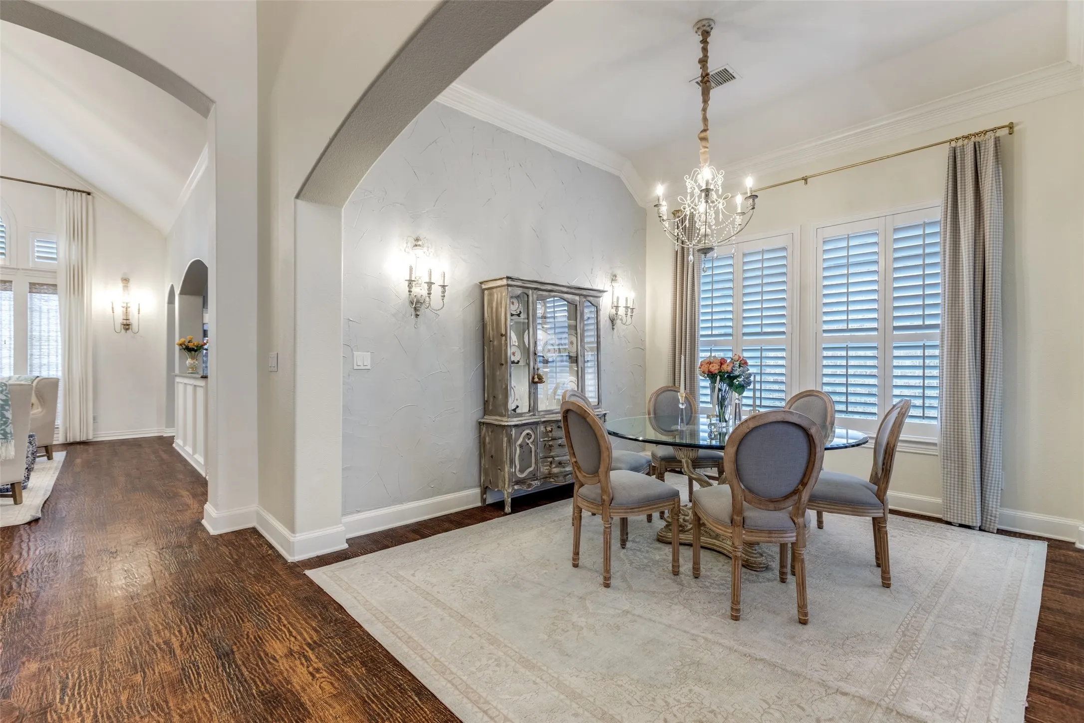 Single Family Residence For Sale in Denton County , 4511 Glen Heather Drive, Frisco, Texas 75034, 4 Bedroom, 3 Bathroom, 2 Garage spaces, 3,505 Sqft, built in 2000, Preowned, mls#21163980, Real Estate Agent in Frisco, Homes For Sale in Denton county, Homes For Sale in Frisco, Realtor in Frisco Texas, Real Estate Brokerage Independent Realty Texas, Luminita Cordes Realtor