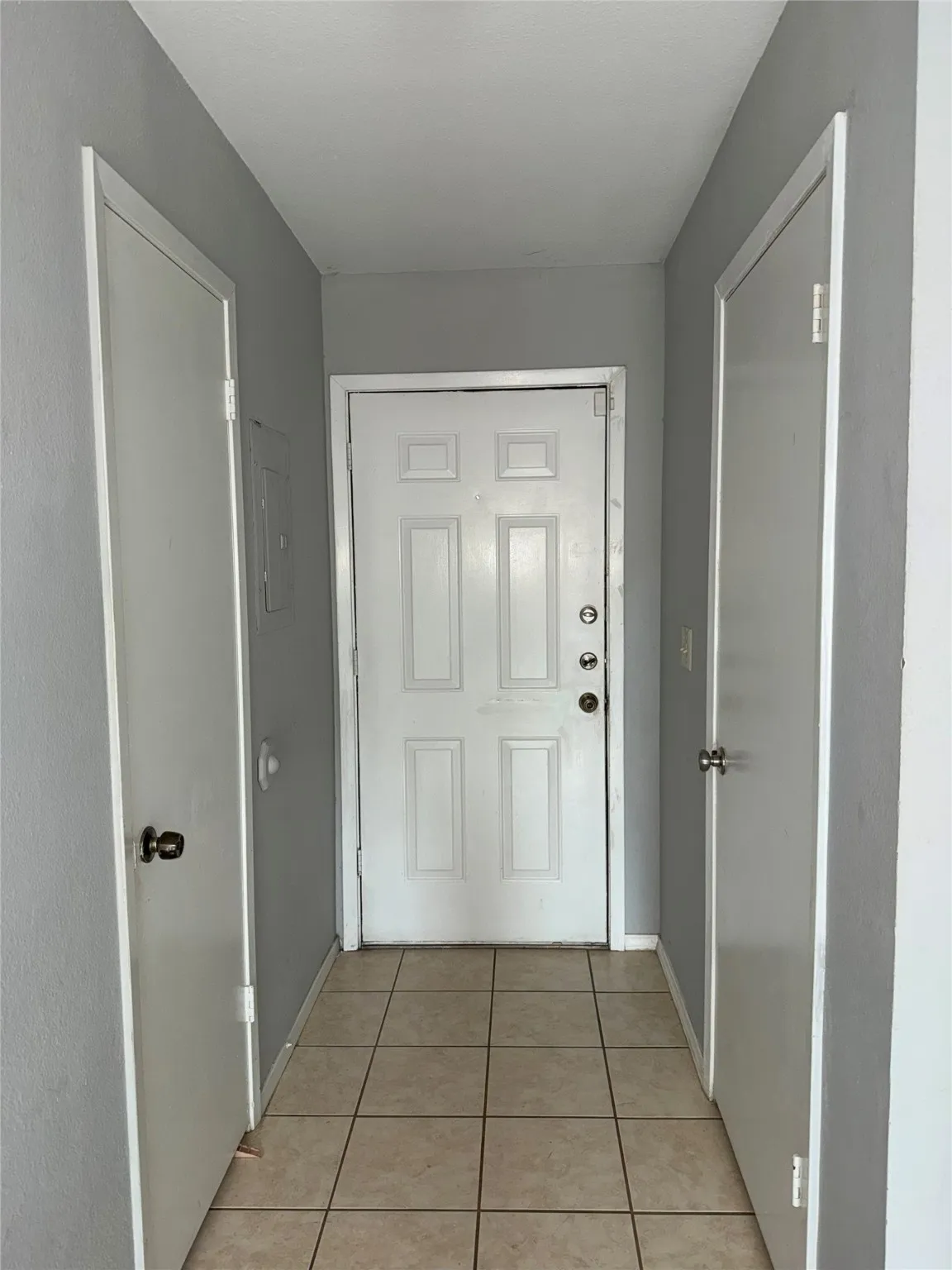 Townhouse For Rent in Denton County , 732 W Collins Street, Denton, Texas 76201, 3 Bedrooms, 2 Bathrooms, Garage spaces, 1,088 Sqft, built in 1984, Preowned, Price $1,850, mls#21164367, Real Estate Agent in Denton, Homes For Rent in Denton county, Homes For Rent in Denton, Realtor in Denton Texas, Real Estate Brokerage Independent Realty Texas, Luminita Cordes Realtor
