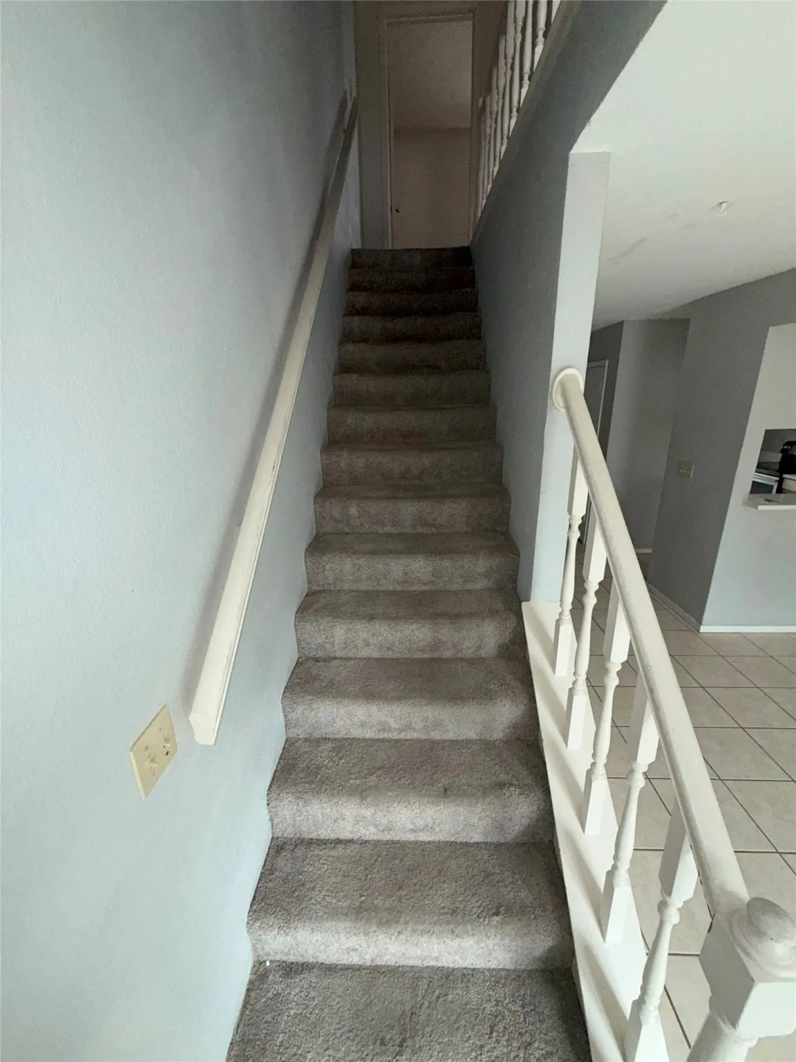 Townhouse For Rent in Denton County , 732 W Collins Street, Denton, Texas 76201, 3 Bedrooms, 2 Bathrooms, Garage spaces, 1,088 Sqft, built in 1984, Preowned, Price $1,850, mls#21164367, Real Estate Agent in Denton, Homes For Rent in Denton county, Homes For Rent in Denton, Realtor in Denton Texas, Real Estate Brokerage Independent Realty Texas, Luminita Cordes Realtor