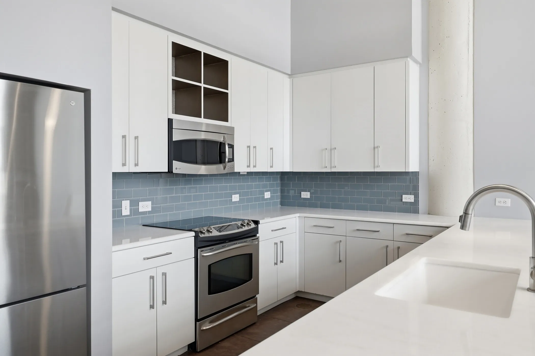 Condominium For Sale in Tarrant County , 2600 W 7th Street 1827, Fort Worth, Texas 76107, 3 Bedroom, 3 Bathroom, 2 Garage spaces, 2,621 Sqft, built in 1928, Preowned, mls#21158841, Real Estate Agent in Fort Worth, Homes For Sale in Tarrant county, Homes For Sale in Fort Worth, Realtor in Fort Worth Texas, Real Estate Brokerage Independent Realty Texas, Luminita Cordes Realtor