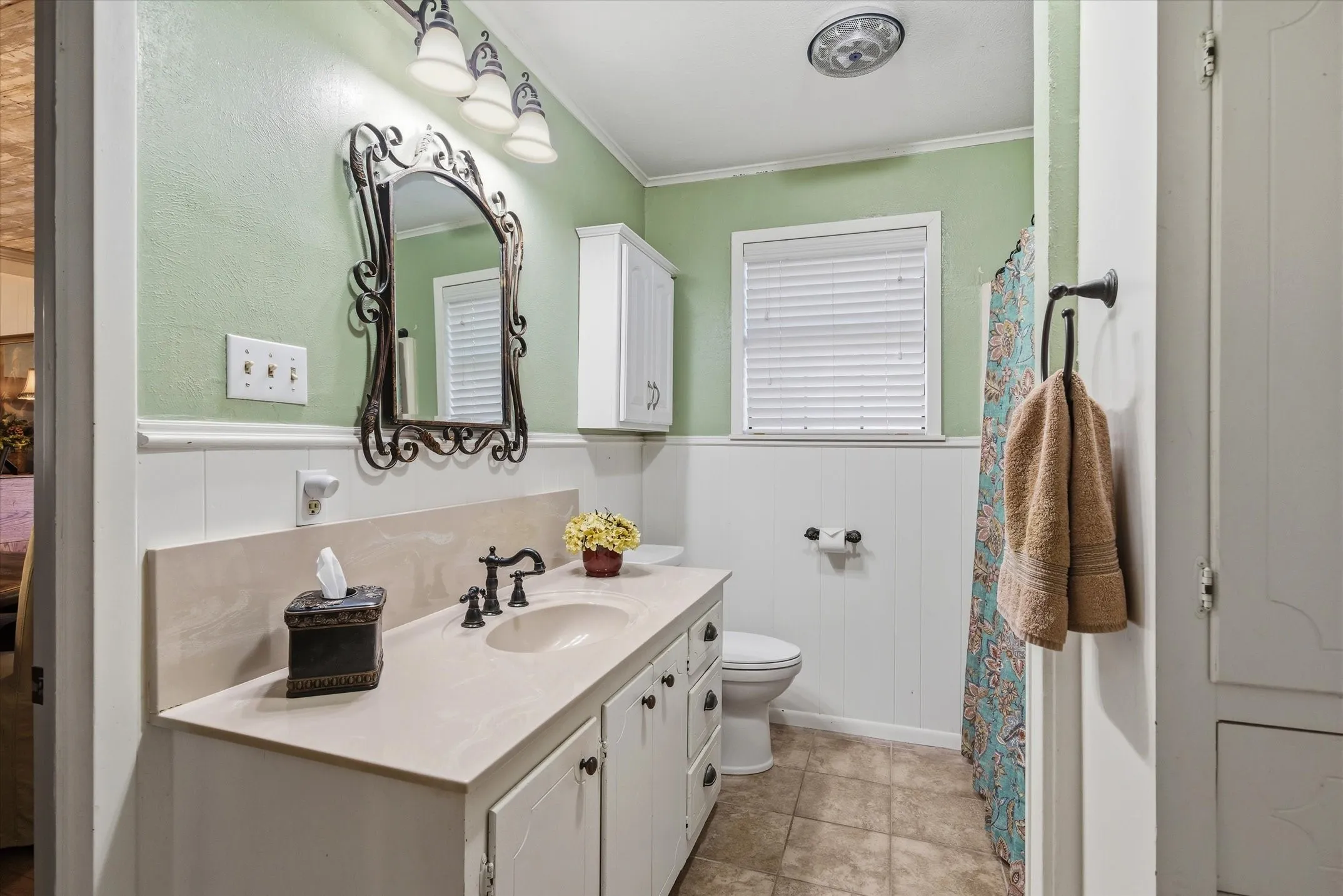 Farm For Sale in Van Zandt County , 5518 State Highway 198, Canton, Texas 75103, 3 Bedroom, 1 Bathroom, 1 Garage spaces, 1,896 Sqft, built in 1961, mls#21159549, Real Estate Agent in Canton, Homes For Sale in Van Zandt county, Homes For Sale in Canton, Realtor in Canton Texas, Real Estate Brokerage Independent Realty Texas, Luminita Cordes Realtor