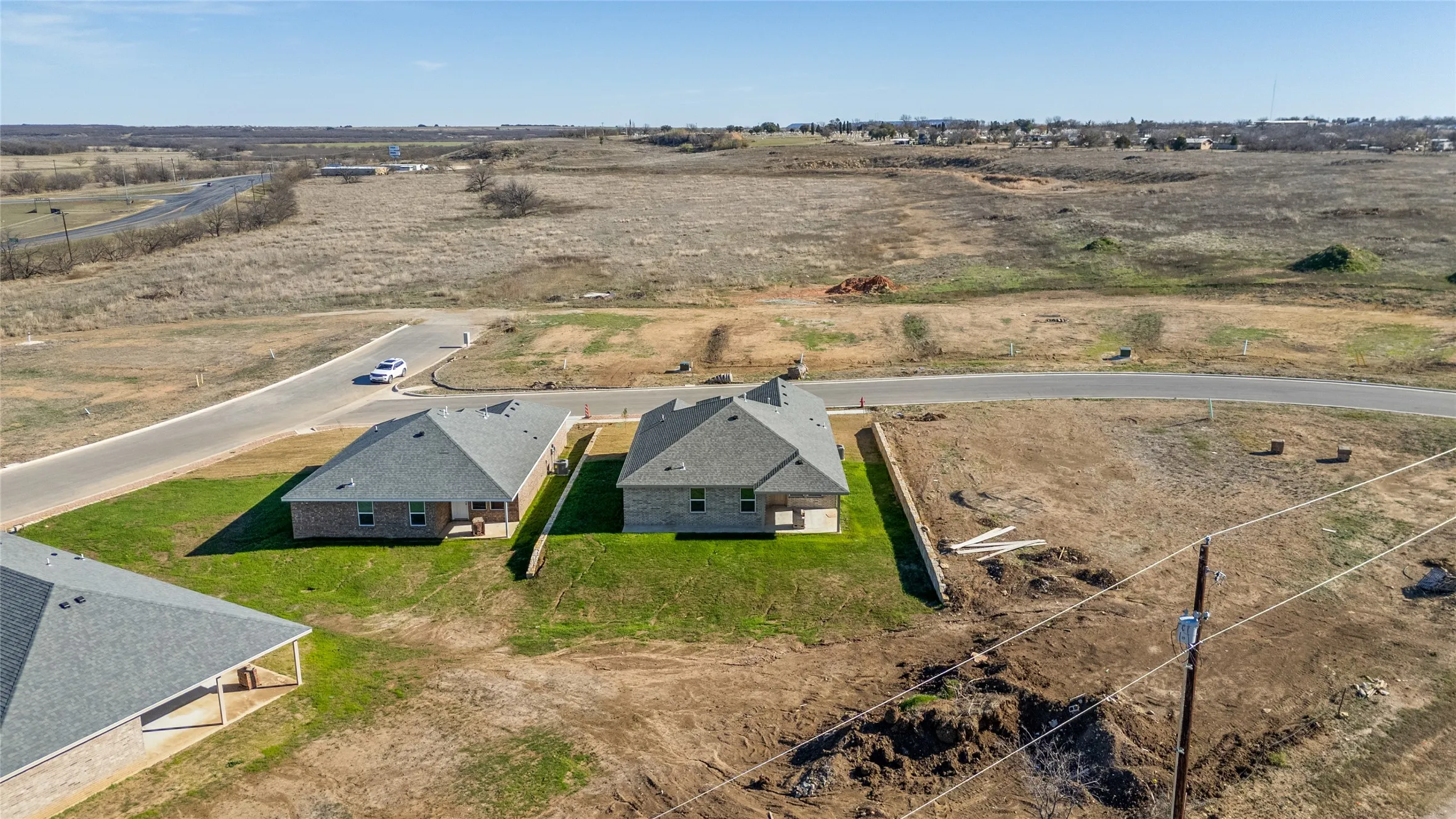 Single Family Residence For Sale in Coleman County , 913 E 3RD Street, Coleman, Texas 76834, 3 Bedroom, 2 Bathroom, 2 Garage spaces, 1,491 Sqft, built in 2025, New Construction - Complete, mls#21164506, Real Estate Agent in Coleman, Homes For Sale in Coleman county, Homes For Sale in Coleman, Realtor in Coleman Texas, Real Estate Brokerage Independent Realty Texas, Luminita Cordes Realtor
