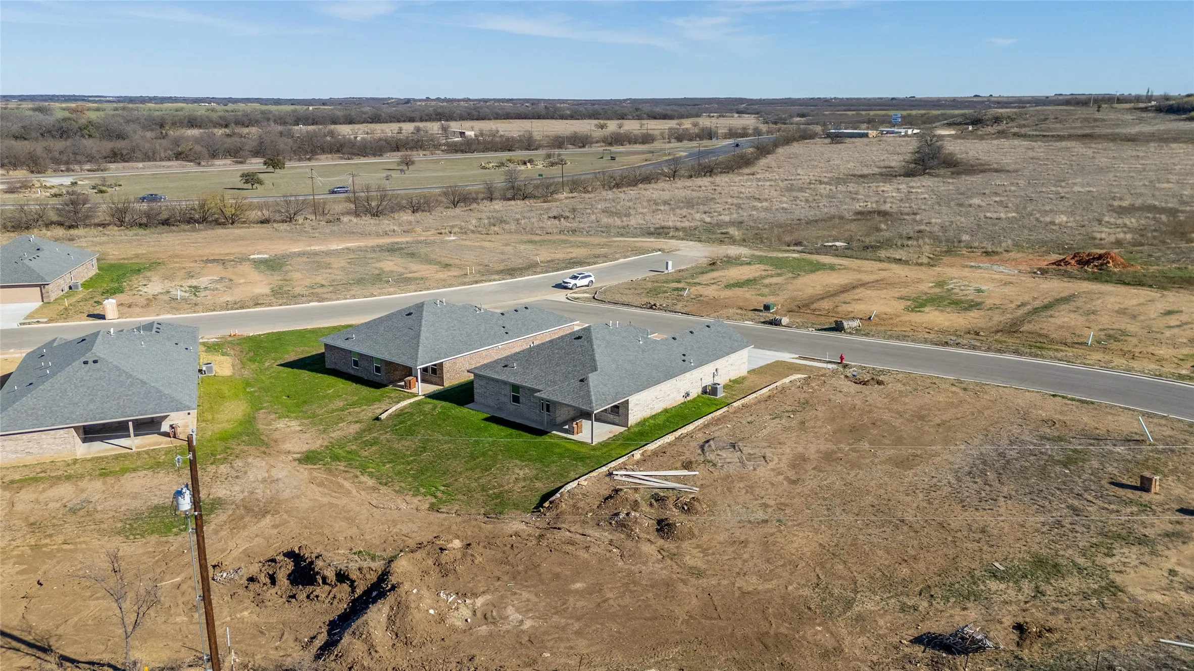 Single Family Residence For Sale in Coleman County , 913 E 3RD Street, Coleman, Texas 76834, 3 Bedroom, 2 Bathroom, 2 Garage spaces, 1,491 Sqft, built in 2025, New Construction - Complete, mls#21164506, Real Estate Agent in Coleman, Homes For Sale in Coleman county, Homes For Sale in Coleman, Realtor in Coleman Texas, Real Estate Brokerage Independent Realty Texas, Luminita Cordes Realtor