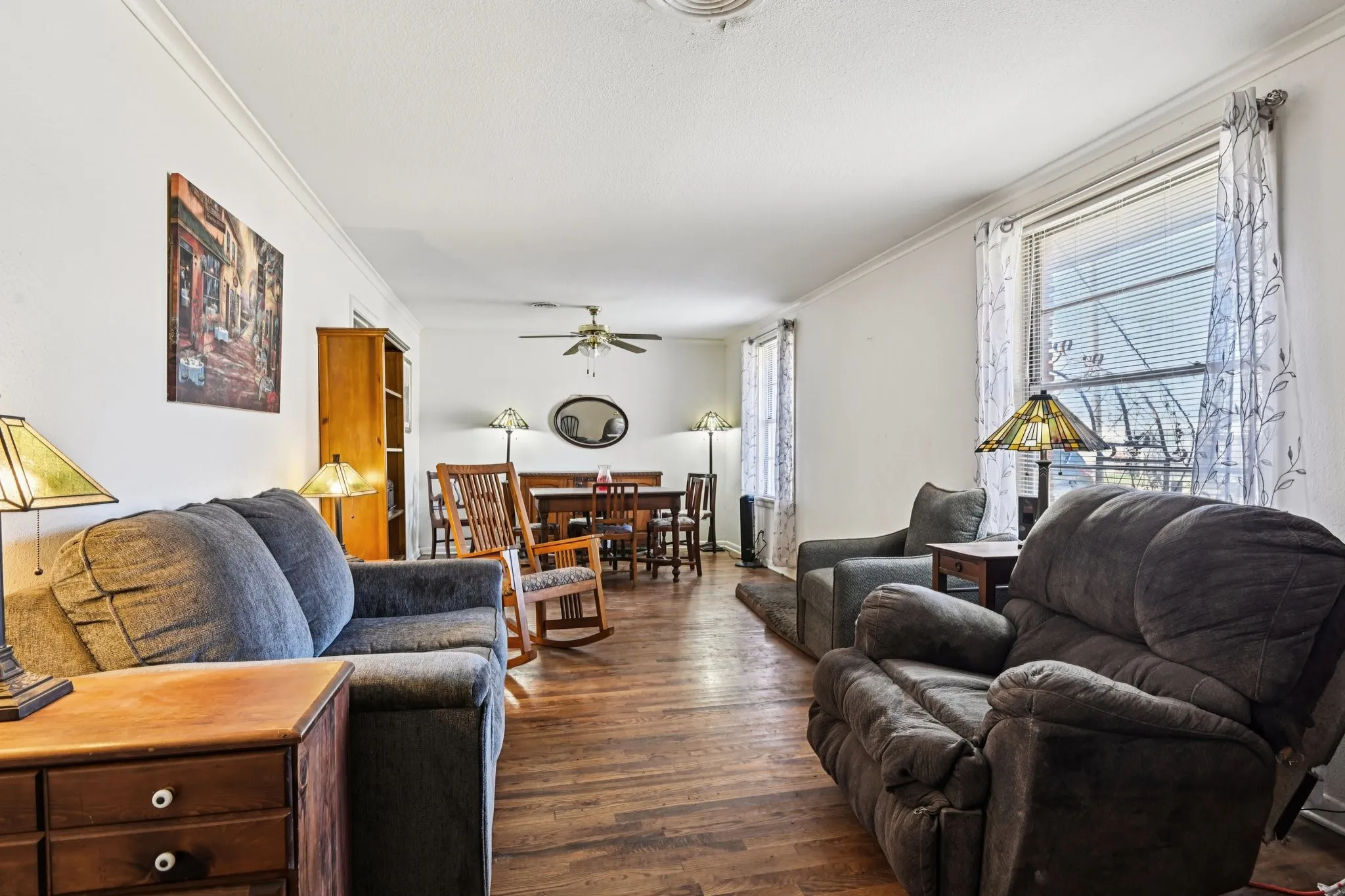 Single Family Residence For Sale in Tarrant County , 7008 Briley Drive, North Richland Hills, Texas 76180, 3 Bedroom, 1 Bathroom, Garage spaces, 1,504 Sqft, built in 1952, Preowned, mls#21163335, Real Estate Agent in North Richland Hills, Homes For Sale in Tarrant county, Homes For Sale in North Richland Hills, Realtor in North Richland Hills Texas, Real Estate Brokerage Independent Realty Texas, Luminita Cordes Realtor