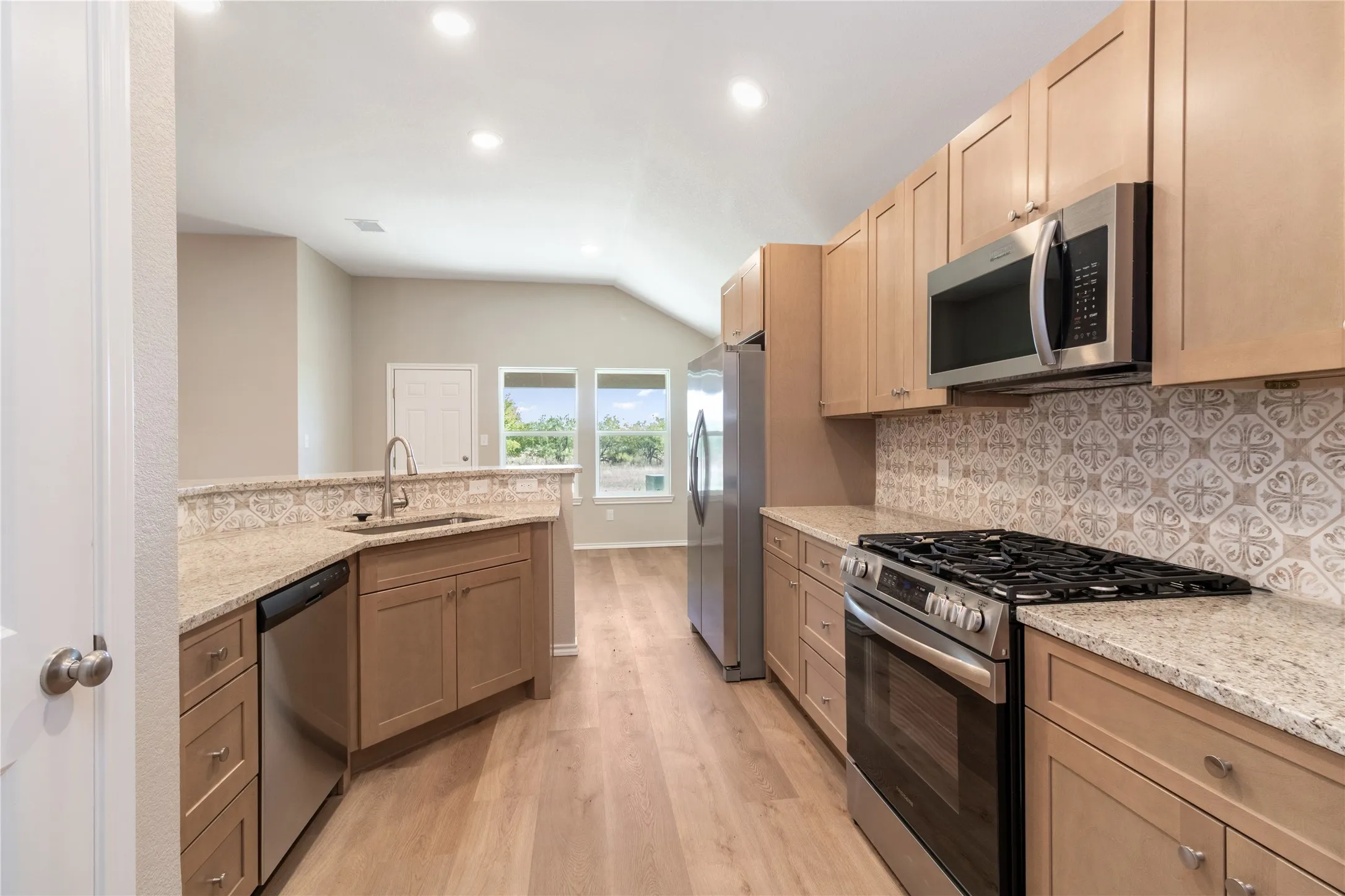 Single Family Residence For Sale in Coleman County , 807 Bella Blvd Street, Coleman, Texas 76834, 3 Bedroom, 2 Bathroom, 2 Garage spaces, 1,491 Sqft, built in 2025, New Construction - Complete, mls#21164522, Real Estate Agent in Coleman, Homes For Sale in Coleman county, Homes For Sale in Coleman, Realtor in Coleman Texas, Real Estate Brokerage Independent Realty Texas, Luminita Cordes Realtor