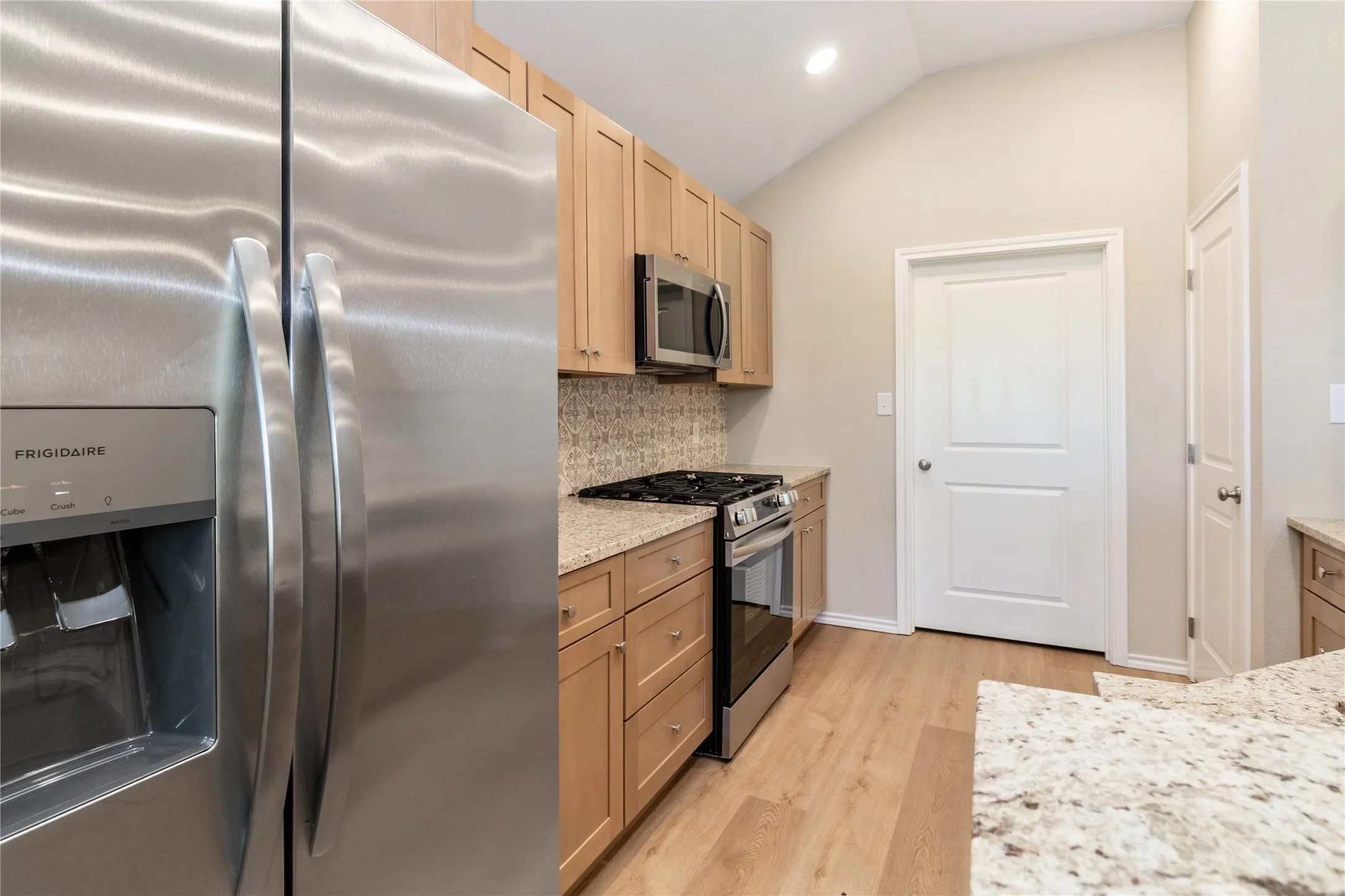 Single Family Residence For Sale in Coleman County , 807 Bella Blvd Street, Coleman, Texas 76834, 3 Bedroom, 2 Bathroom, 2 Garage spaces, 1,491 Sqft, built in 2025, New Construction - Complete, mls#21164522, Real Estate Agent in Coleman, Homes For Sale in Coleman county, Homes For Sale in Coleman, Realtor in Coleman Texas, Real Estate Brokerage Independent Realty Texas, Luminita Cordes Realtor