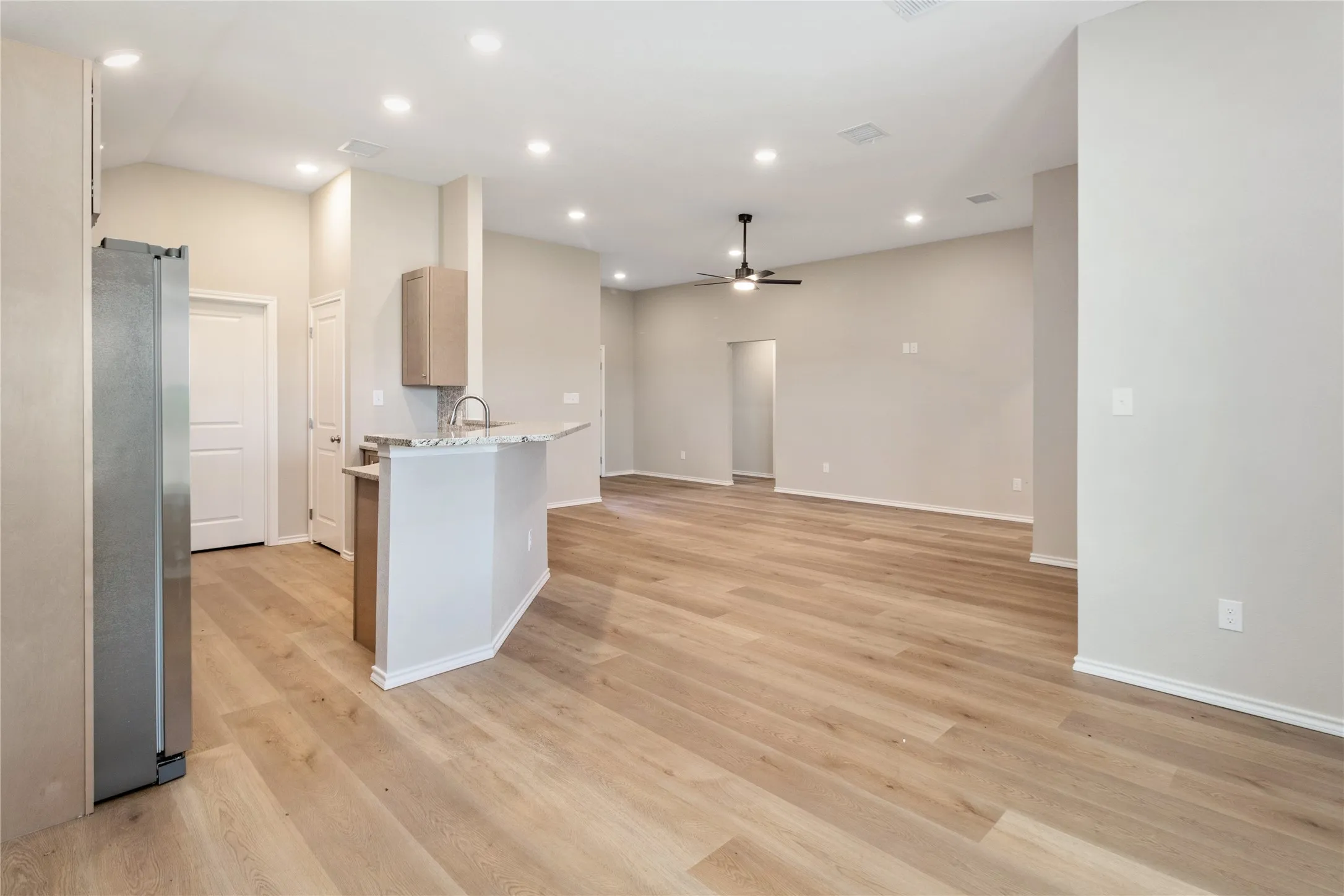 Single Family Residence For Sale in Coleman County , 807 Bella Blvd Street, Coleman, Texas 76834, 3 Bedroom, 2 Bathroom, 2 Garage spaces, 1,491 Sqft, built in 2025, New Construction - Complete, mls#21164522, Real Estate Agent in Coleman, Homes For Sale in Coleman county, Homes For Sale in Coleman, Realtor in Coleman Texas, Real Estate Brokerage Independent Realty Texas, Luminita Cordes Realtor