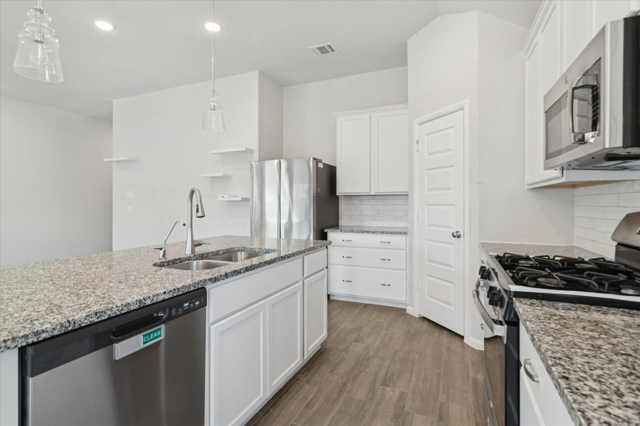 Single Family Residence For Sale in Denton County , 13068 Mizell Lane, Providence Village, Texas 76227, 4 Bedrooms, 3 Bathrooms, 2 Garage spaces, 2,224 Sqft, built in 2023, Preowned, Price $380,000, mls#21164458, Real Estate Agent in Providence Village, Homes For Sale in Denton county, Homes For Sale in Providence Village, Realtor in Providence Village Texas, Real Estate Brokerage Independent Realty Texas, Luminita Cordes Realtor