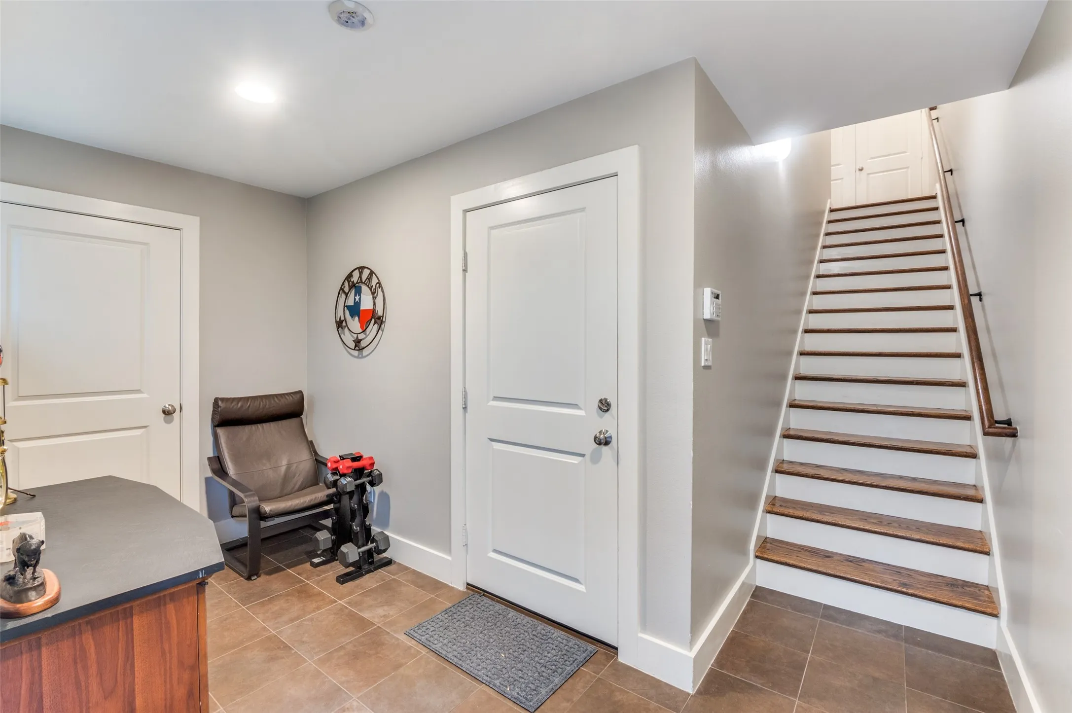 Condominium For Sale in Dallas County , 5618 Lindell Avenue 7, Dallas, Texas 75206, 2 Bedroom, 3 Bathroom, 2 Garage spaces, 1,640 Sqft, built in 2008, mls#21163400, Real Estate Agent in Dallas, Homes For Sale in Dallas county, Homes For Sale in Dallas, Realtor in Dallas Texas, Real Estate Brokerage Independent Realty Texas, Luminita Cordes Realtor