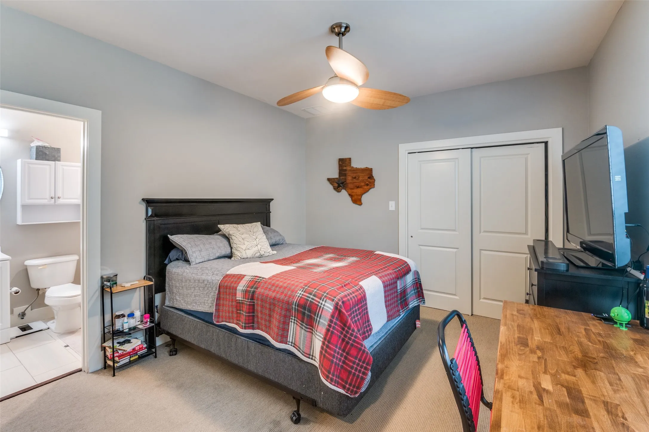 Condominium For Sale in Dallas County , 5618 Lindell Avenue 7, Dallas, Texas 75206, 2 Bedroom, 3 Bathroom, 2 Garage spaces, 1,640 Sqft, built in 2008, mls#21163400, Real Estate Agent in Dallas, Homes For Sale in Dallas county, Homes For Sale in Dallas, Realtor in Dallas Texas, Real Estate Brokerage Independent Realty Texas, Luminita Cordes Realtor