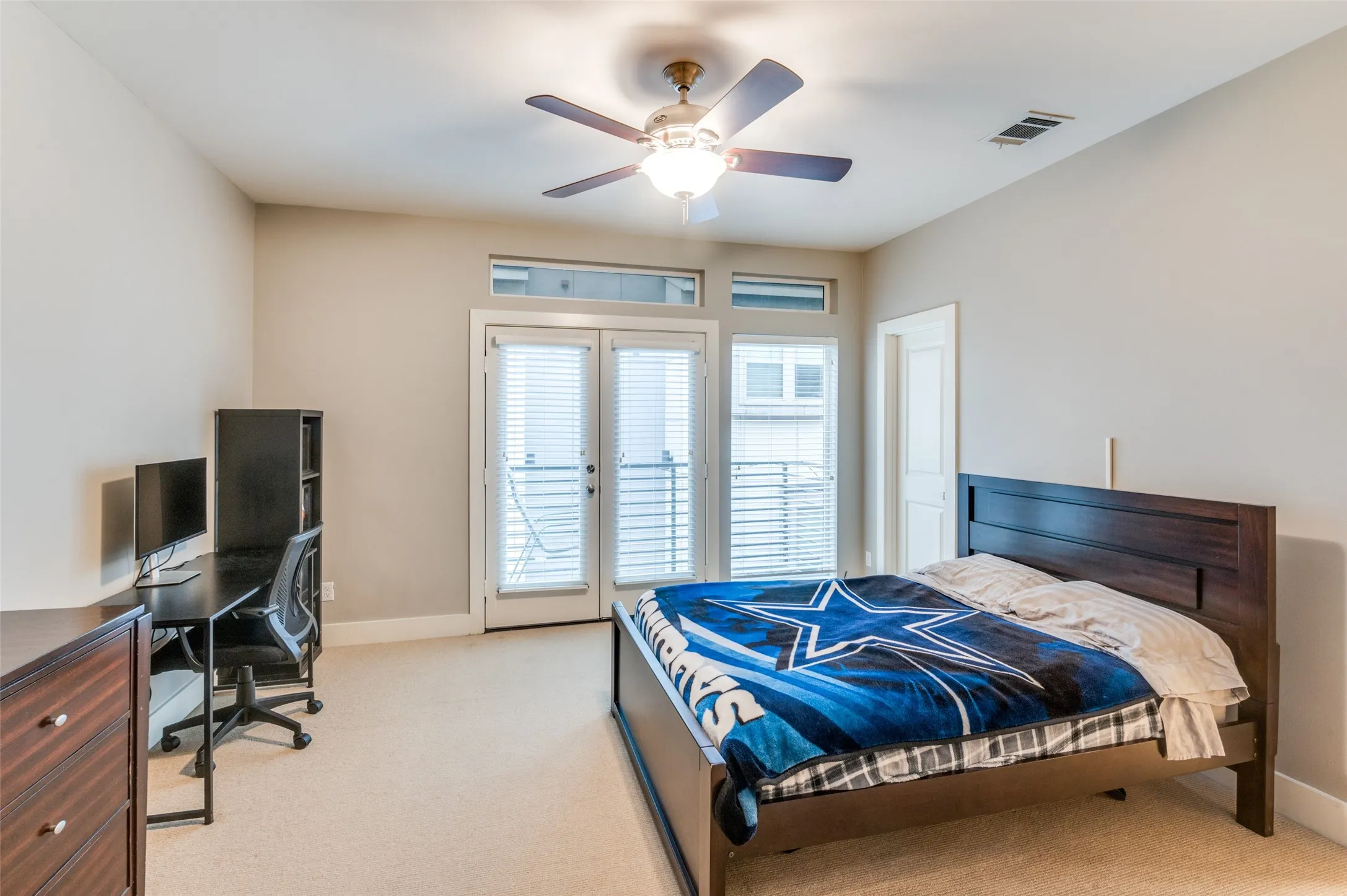 Condominium For Sale in Dallas County , 5618 Lindell Avenue 7, Dallas, Texas 75206, 2 Bedroom, 3 Bathroom, 2 Garage spaces, 1,640 Sqft, built in 2008, mls#21163400, Real Estate Agent in Dallas, Homes For Sale in Dallas county, Homes For Sale in Dallas, Realtor in Dallas Texas, Real Estate Brokerage Independent Realty Texas, Luminita Cordes Realtor