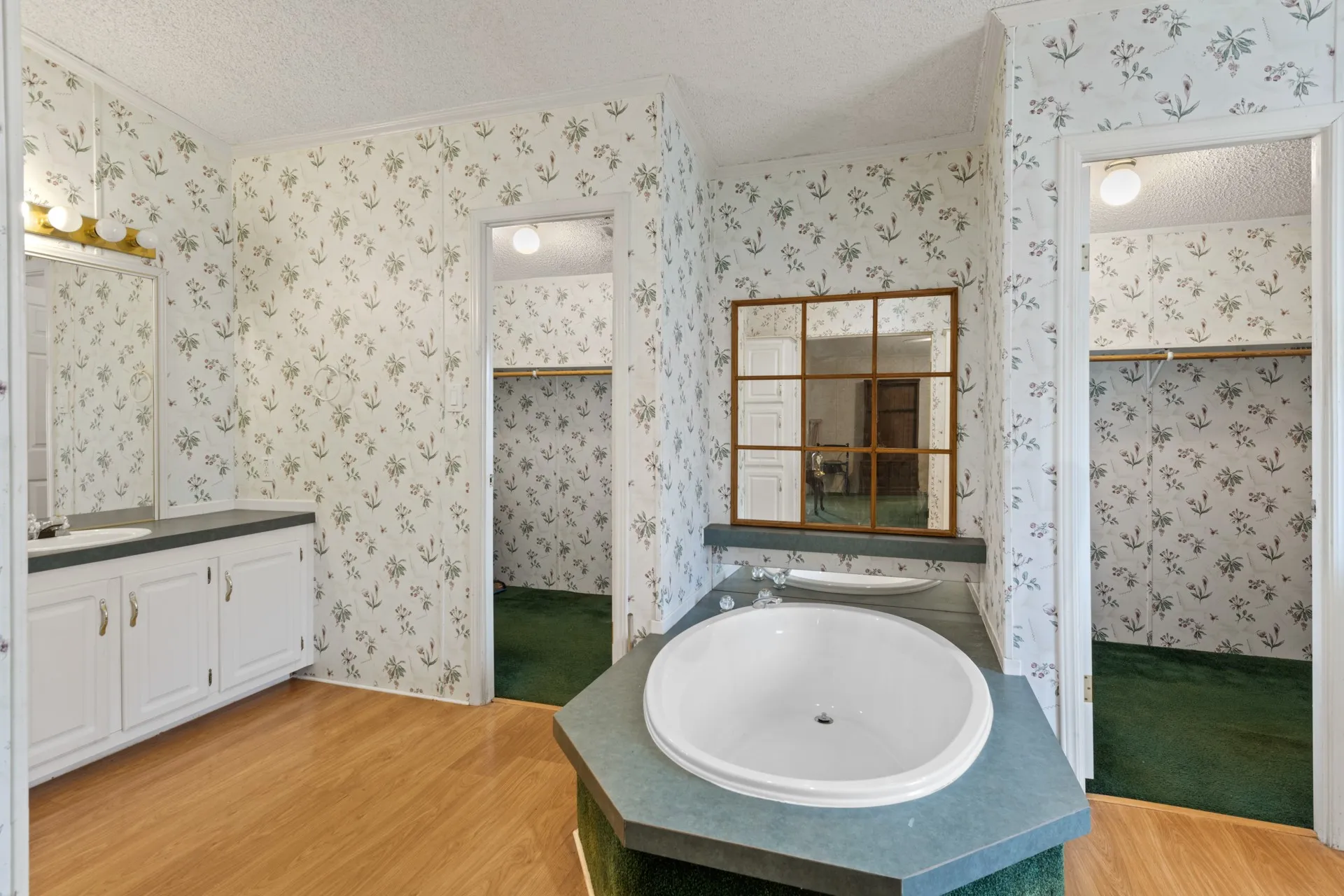 Mobile Home For Sale in Wood County , 418 Broken Bow, Quitman, Texas 75783, 3 Bedrooms, 2 Bathrooms, Garage spaces, 1,920 Sqft, built in 2001, Price $75,000, mls#21164643, Real Estate Agent in Quitman, Homes For Sale in Wood county, Homes For Sale in Quitman, Realtor in Quitman Texas, Real Estate Brokerage Independent Realty Texas, Luminita Cordes Realtor