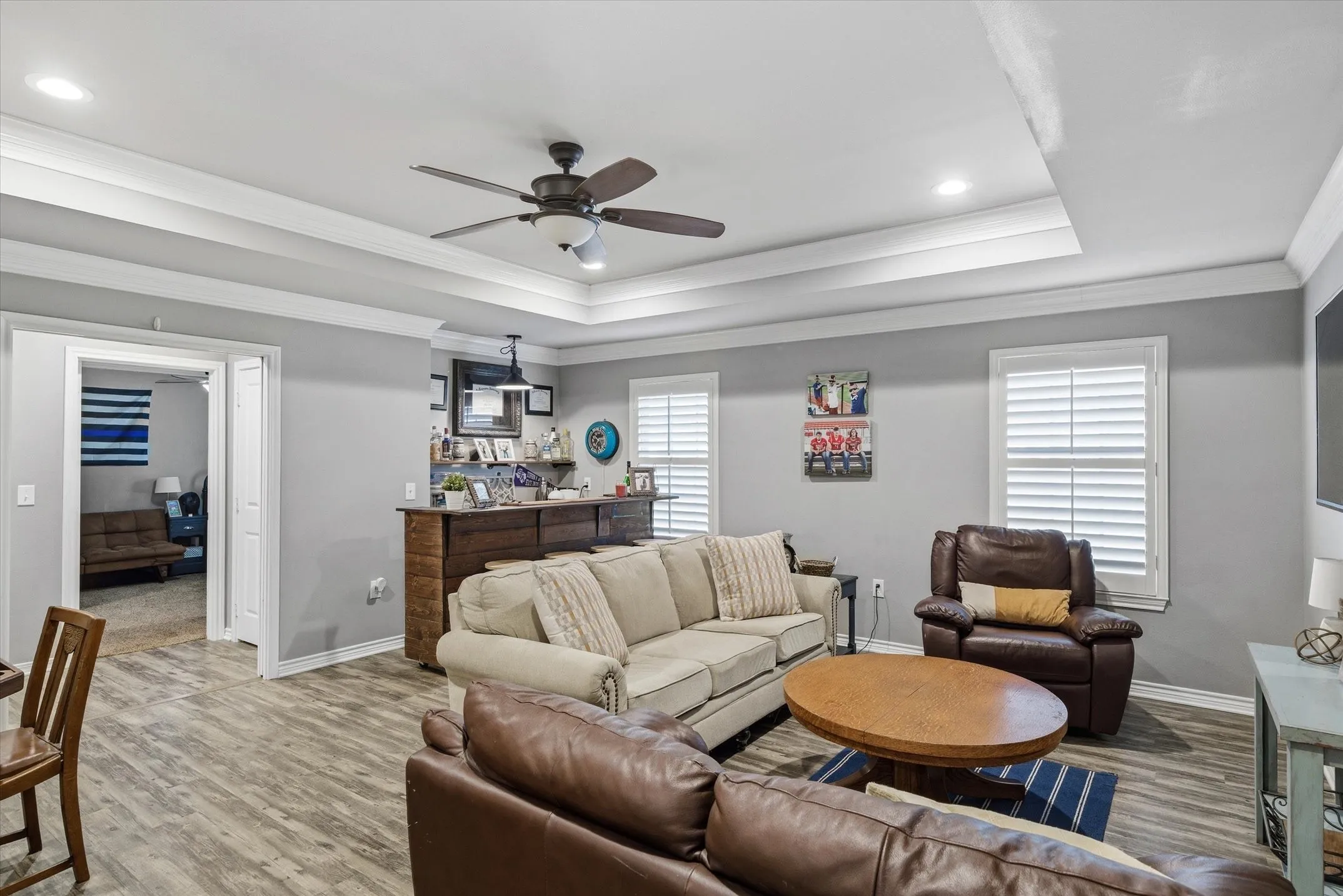 Single Family Residence For Sale in Van Zandt County , 128 Colorado, Van, Texas 75790, 4 Bedroom, 3 Bathroom, 2 Garage spaces, 2,511 Sqft, built in 2004, mls#21164662, Real Estate Agent in Van, Homes For Sale in Van Zandt county, Homes For Sale in Van, Realtor in Van Texas, Real Estate Brokerage Independent Realty Texas, Luminita Cordes Realtor