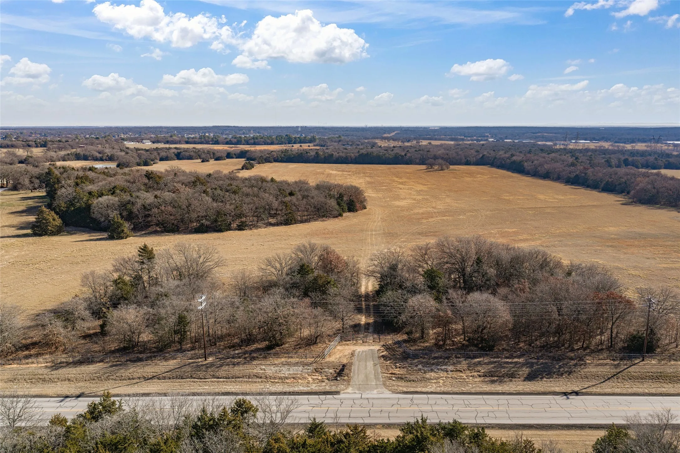 Unimproved Land For Sale in Cooke County , 0000 Fm 3496, Gainesville, Texas 76240, 0, 0, Garage spaces, 0 Sqft, built in 0, Price $2,869,000, mls#21160387, Real Estate Agent in Gainesville, Homes For Sale in Cooke county, Homes For Sale in Gainesville, Realtor in Gainesville Texas, Real Estate Brokerage Independent Realty Texas, Luminita Cordes Realtor