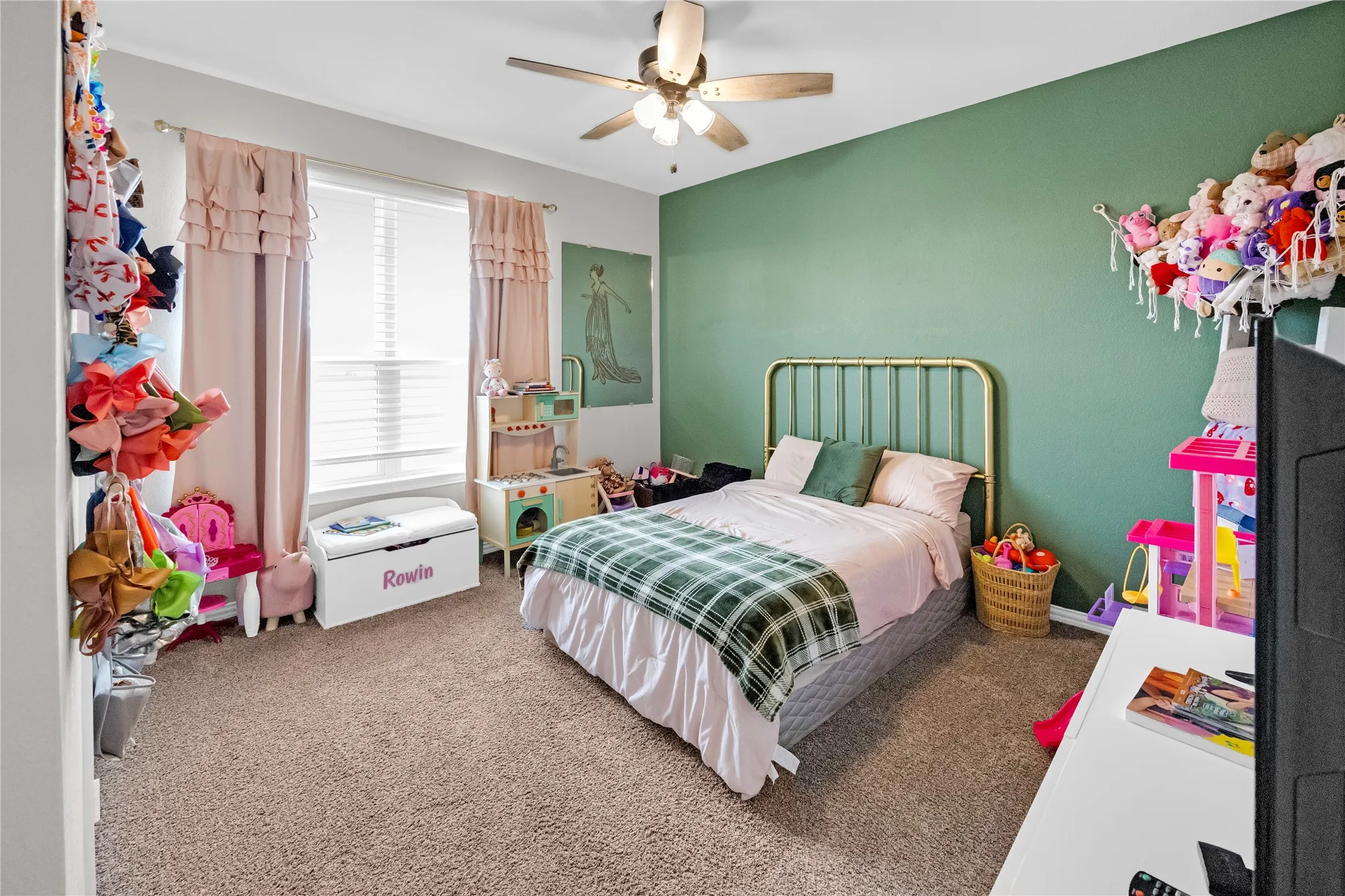 Single Family Residence For Sale in Johnson County , 308 Olde Knoll Place, Rio Vista, Texas 76093, 3 Bedrooms, 2 Bathrooms, 2 Garage spaces, 2,241 Sqft, built in 2022, Price $478,000, mls#21164130, Real Estate Agent in Rio Vista, Homes For Sale in Johnson county, Homes For Sale in Rio Vista, Realtor in Rio Vista Texas, Real Estate Brokerage Independent Realty Texas, Luminita Cordes Realtor