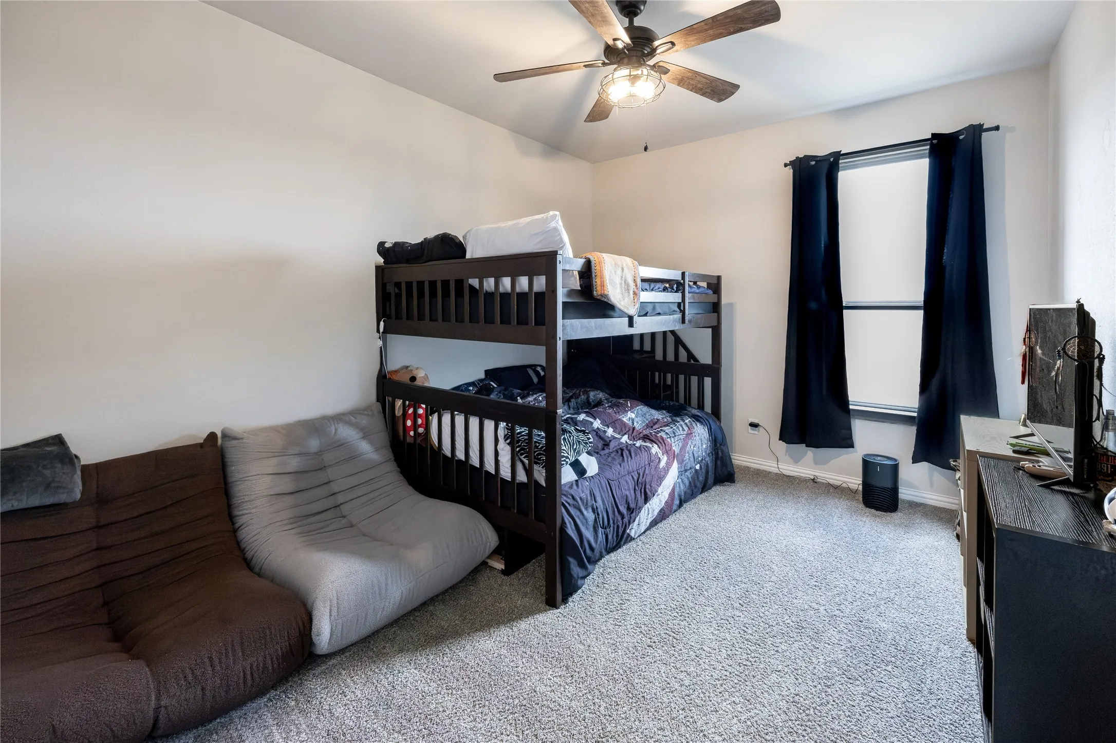 Single Family Residence For Sale in Johnson County , 308 Olde Knoll Place, Rio Vista, Texas 76093, 3 Bedrooms, 2 Bathrooms, 2 Garage spaces, 2,241 Sqft, built in 2022, Price $478,000, mls#21164130, Real Estate Agent in Rio Vista, Homes For Sale in Johnson county, Homes For Sale in Rio Vista, Realtor in Rio Vista Texas, Real Estate Brokerage Independent Realty Texas, Luminita Cordes Realtor