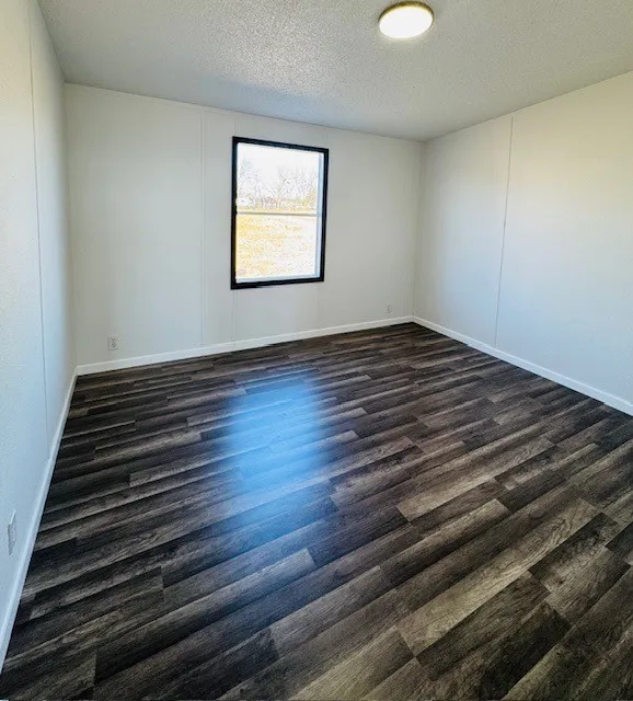 Mobile Home For Sale in Hunt County , 8391 Alice Circle, Quinlan, Texas 75474, 3 Bedroom, 2 Bathroom, Garage spaces, 1,608 Sqft, built in 1999, Unknown, mls#21158158, Real Estate Agent in Quinlan, Homes For Sale in Hunt county, Homes For Sale in Quinlan, Realtor in Quinlan Texas, Real Estate Brokerage Independent Realty Texas, Luminita Cordes Realtor