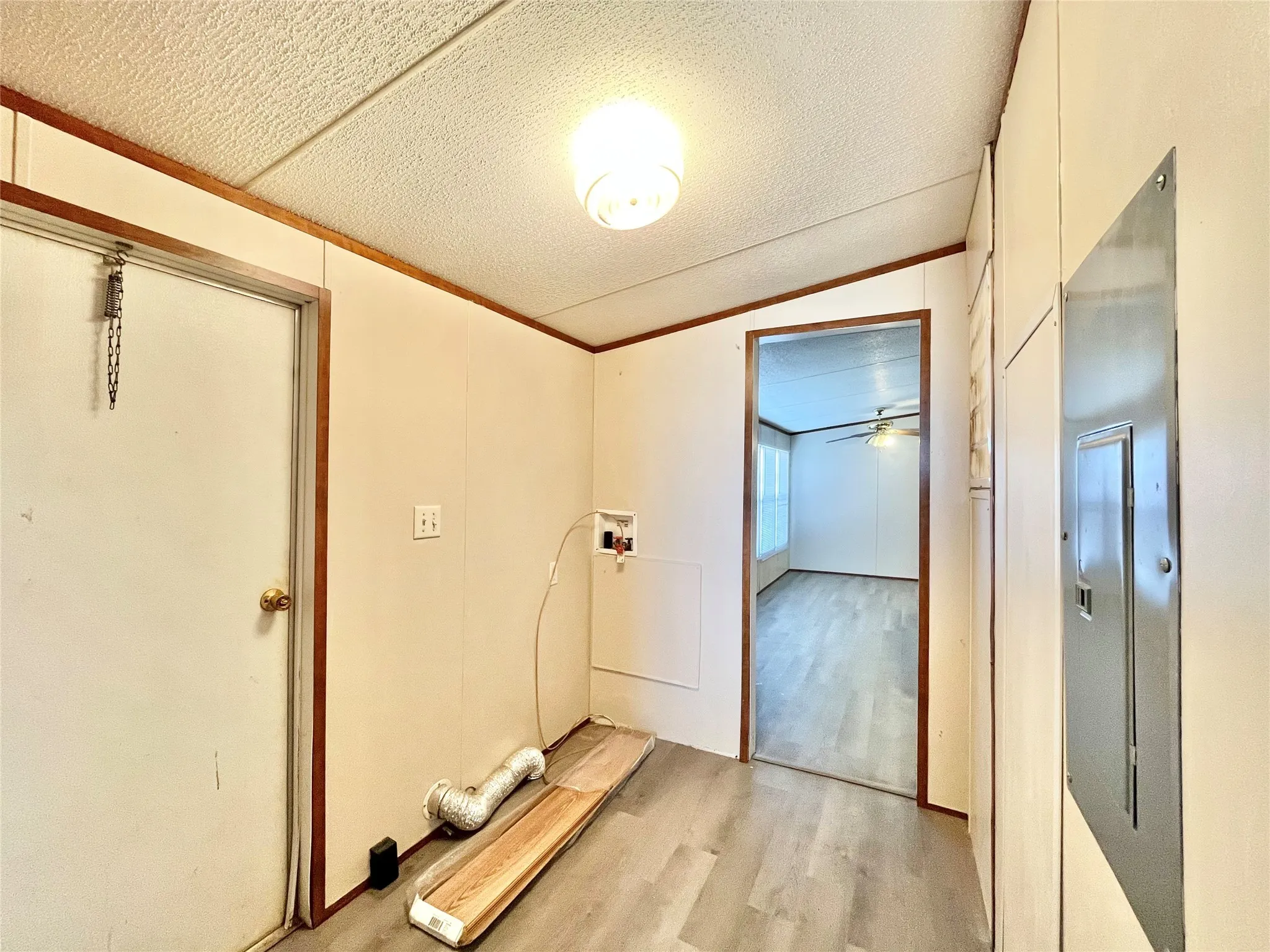 Mobile Home For Sale in Wise County , 258 PR 2698, Alvord, Texas 76225, 3 Bedroom, 2 Bathroom, Garage spaces, 1,536 Sqft, built in 1999, Preowned, Price $274,000, mls#21162823, Real Estate Agent in Alvord, Homes For Sale in Wise county, Homes For Sale in Alvord, Realtor in Alvord Texas, Real Estate Brokerage Independent Realty Texas, Luminita Cordes Realtor