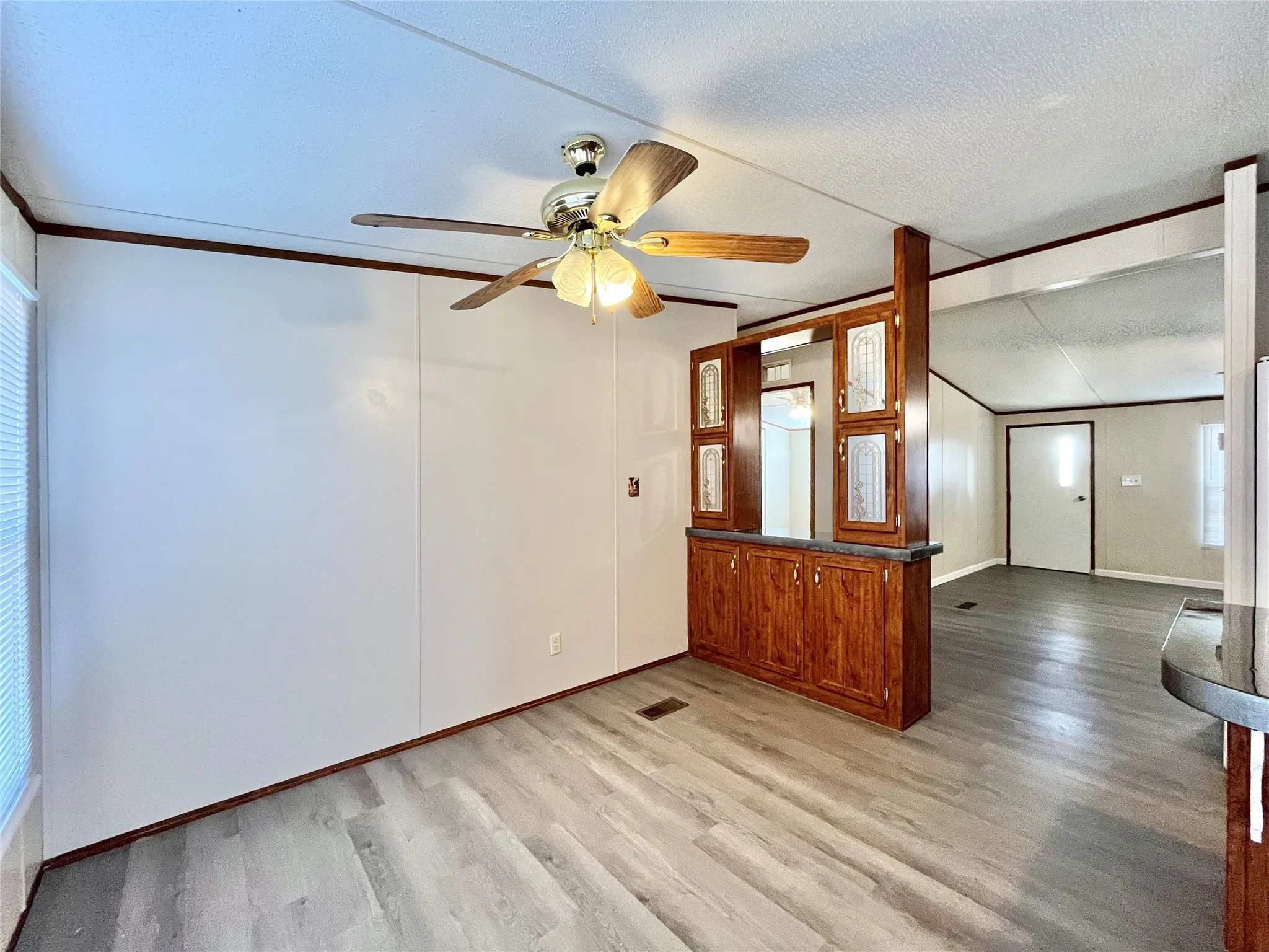 Mobile Home For Sale in Wise County , 258 PR 2698, Alvord, Texas 76225, 3 Bedroom, 2 Bathroom, Garage spaces, 1,536 Sqft, built in 1999, Preowned, Price $274,000, mls#21162823, Real Estate Agent in Alvord, Homes For Sale in Wise county, Homes For Sale in Alvord, Realtor in Alvord Texas, Real Estate Brokerage Independent Realty Texas, Luminita Cordes Realtor