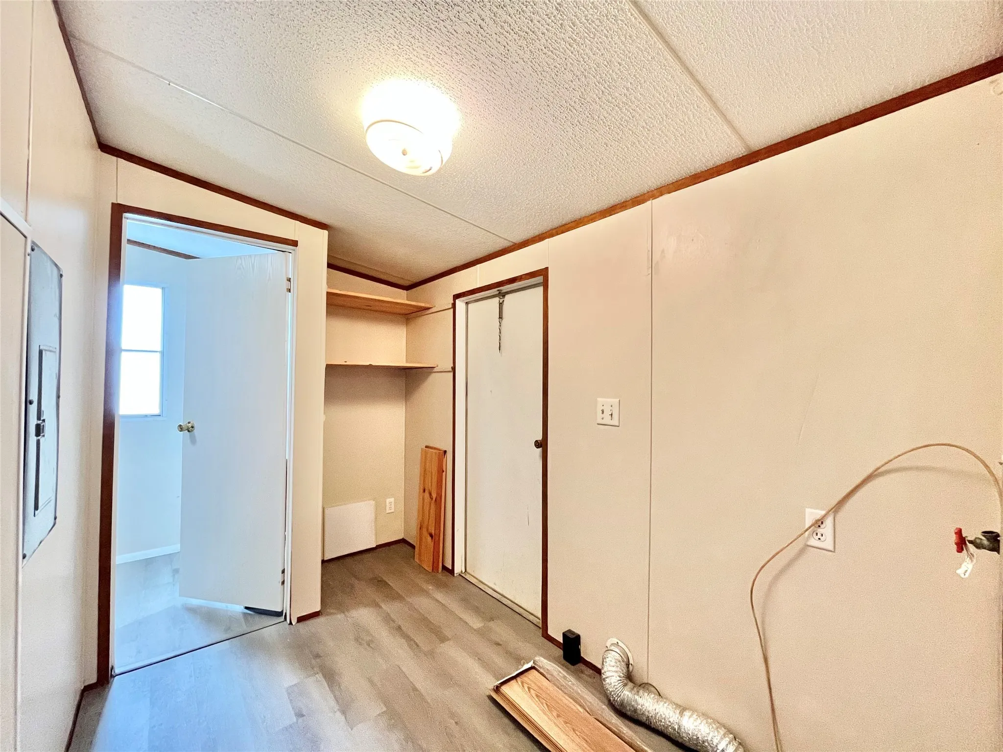 Mobile Home For Sale in Wise County , 258 PR 2698, Alvord, Texas 76225, 3 Bedroom, 2 Bathroom, Garage spaces, 1,536 Sqft, built in 1999, Preowned, Price $274,000, mls#21162823, Real Estate Agent in Alvord, Homes For Sale in Wise county, Homes For Sale in Alvord, Realtor in Alvord Texas, Real Estate Brokerage Independent Realty Texas, Luminita Cordes Realtor