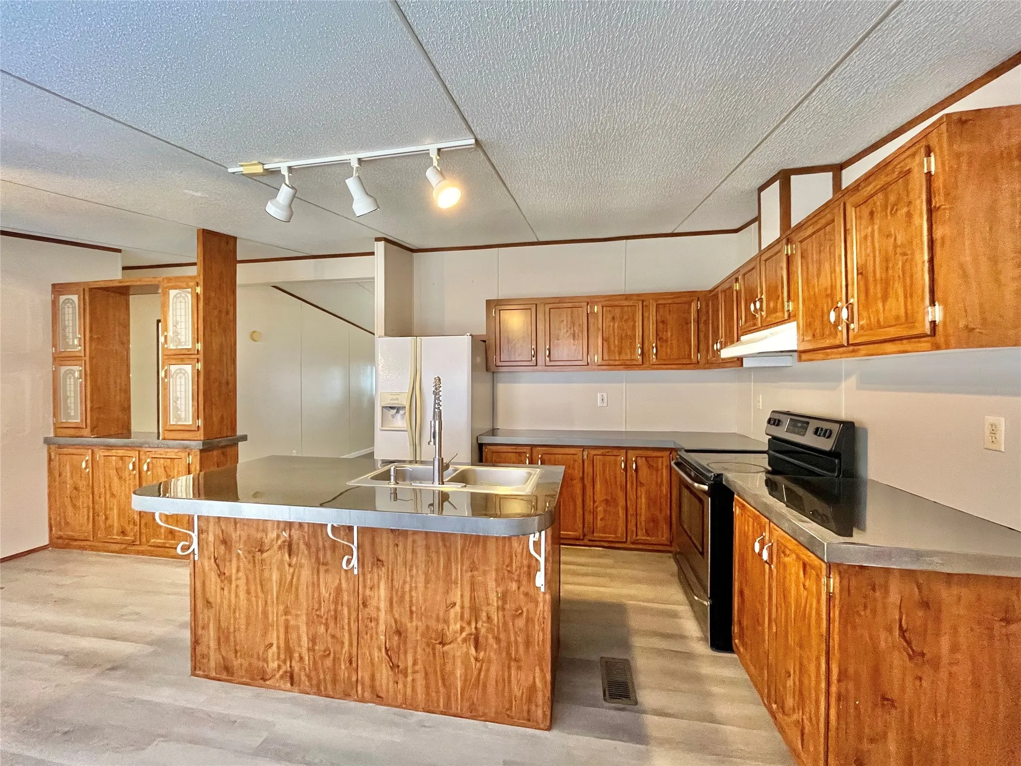 Mobile Home For Sale in Wise County , 258 PR 2698, Alvord, Texas 76225, 3 Bedroom, 2 Bathroom, Garage spaces, 1,536 Sqft, built in 1999, Preowned, Price $274,000, mls#21162823, Real Estate Agent in Alvord, Homes For Sale in Wise county, Homes For Sale in Alvord, Realtor in Alvord Texas, Real Estate Brokerage Independent Realty Texas, Luminita Cordes Realtor