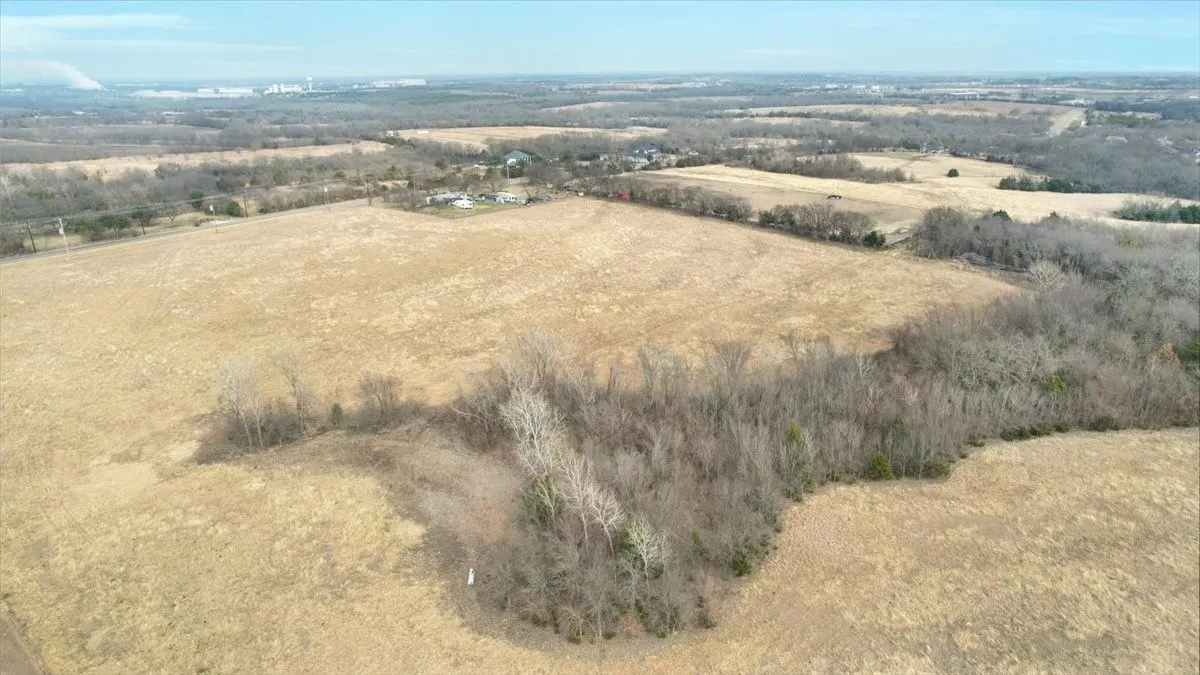 Unimproved Land For Sale in Grayson County , tbd Fm-902, Howe, Texas 75092, 0, 0, Garage spaces, 0 Sqft, built in 0, mls#21164951, Real Estate Agent in Howe, Homes For Sale in Grayson county, Homes For Sale in Howe, Realtor in Howe Texas, Real Estate Brokerage Independent Realty Texas, Luminita Cordes Realtor